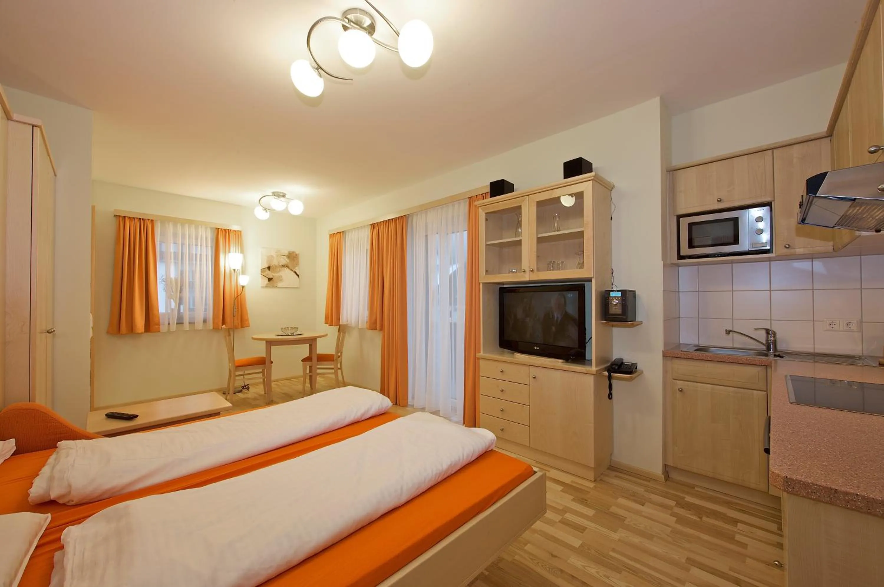 Studio in Alpine Spa Residence