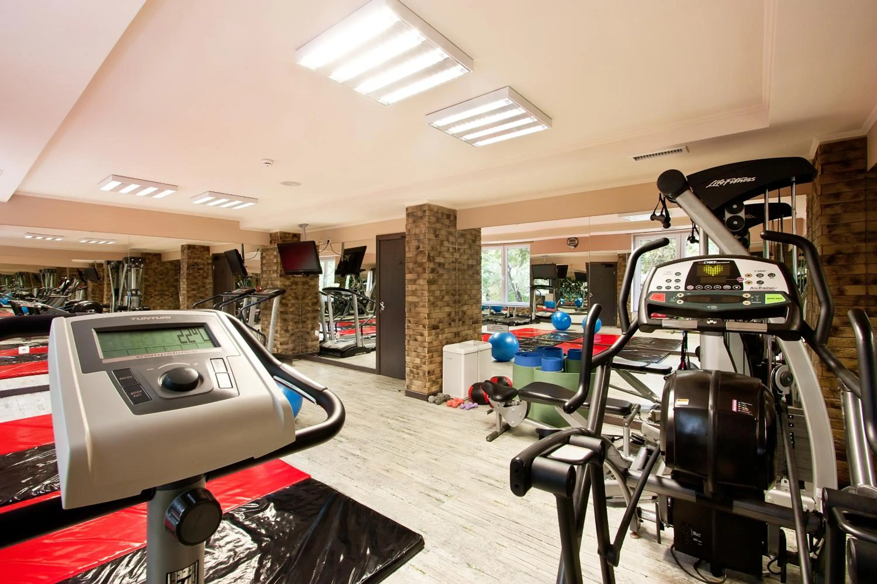 Fitness centre/facilities in Balneo Complex & Spa Aquatonik