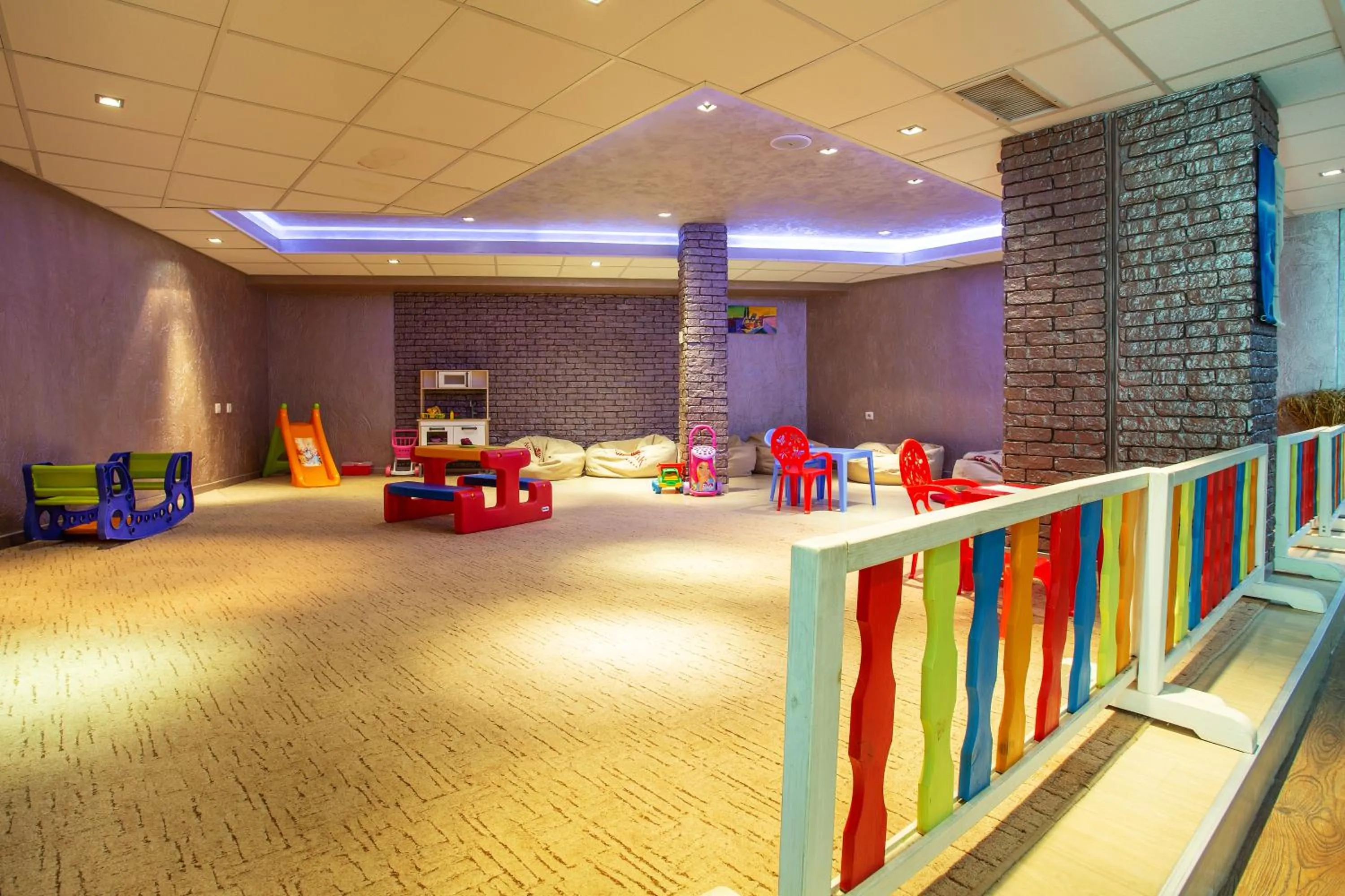 Kids's club in Balneo Complex & Spa Aquatonik