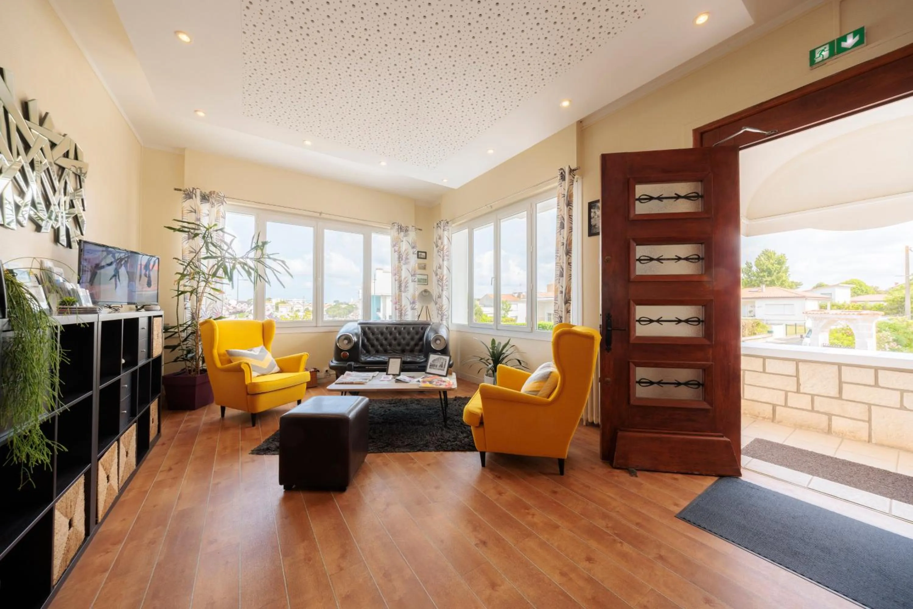 Property building in Hotel Belle Vue Royan