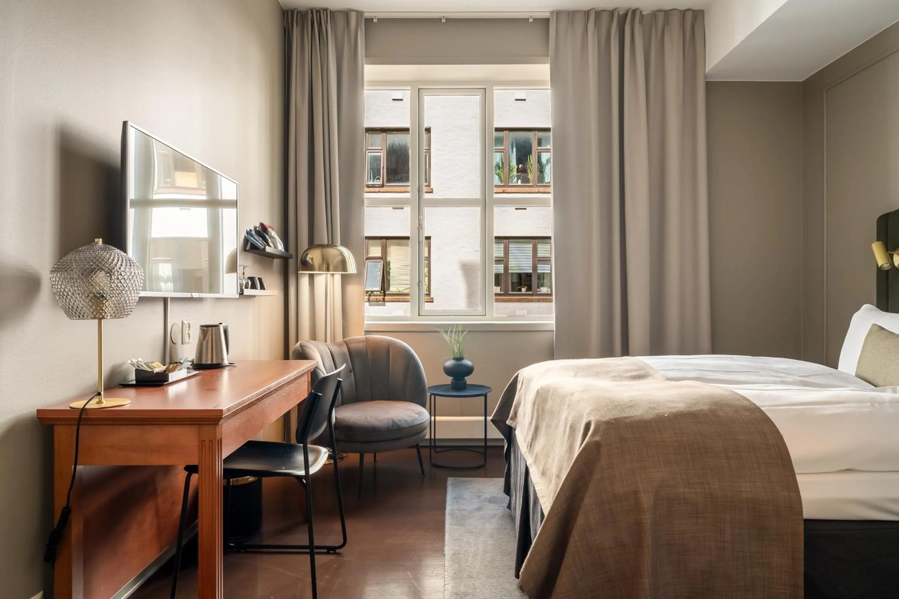 Bed in Home Hotel Bryggen