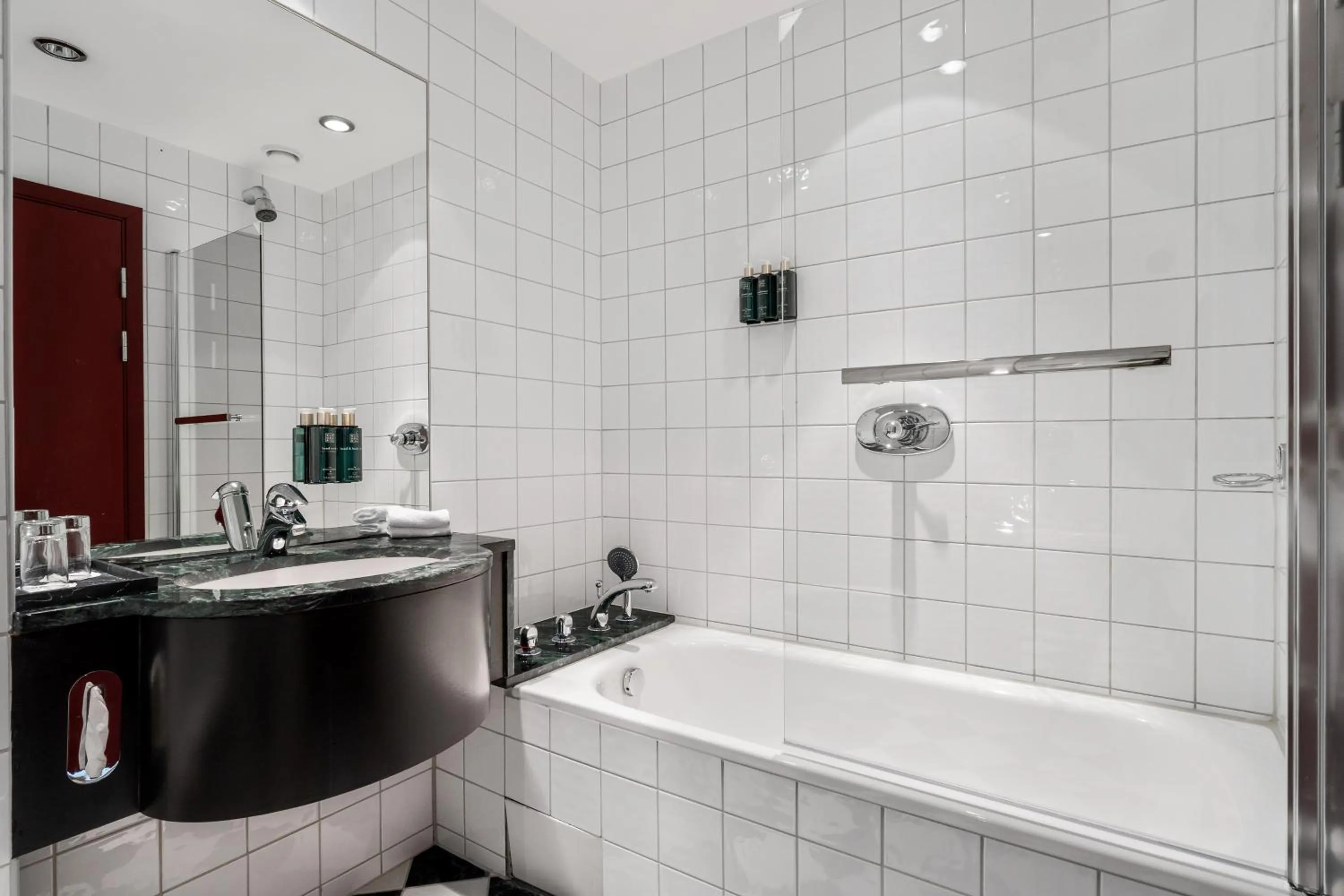 Bathroom in Home Hotel Bryggen