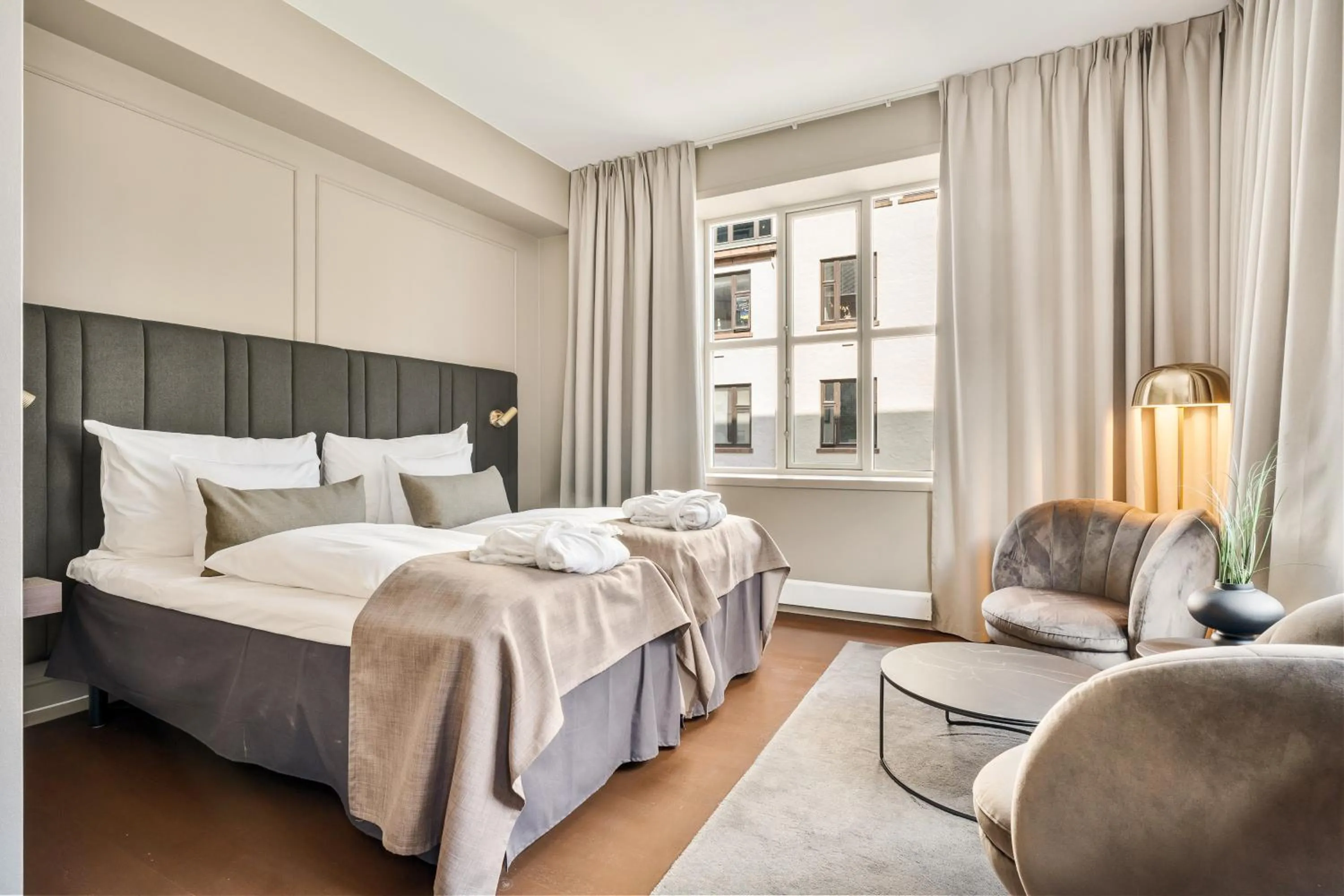 Bed in Home Hotel Bryggen