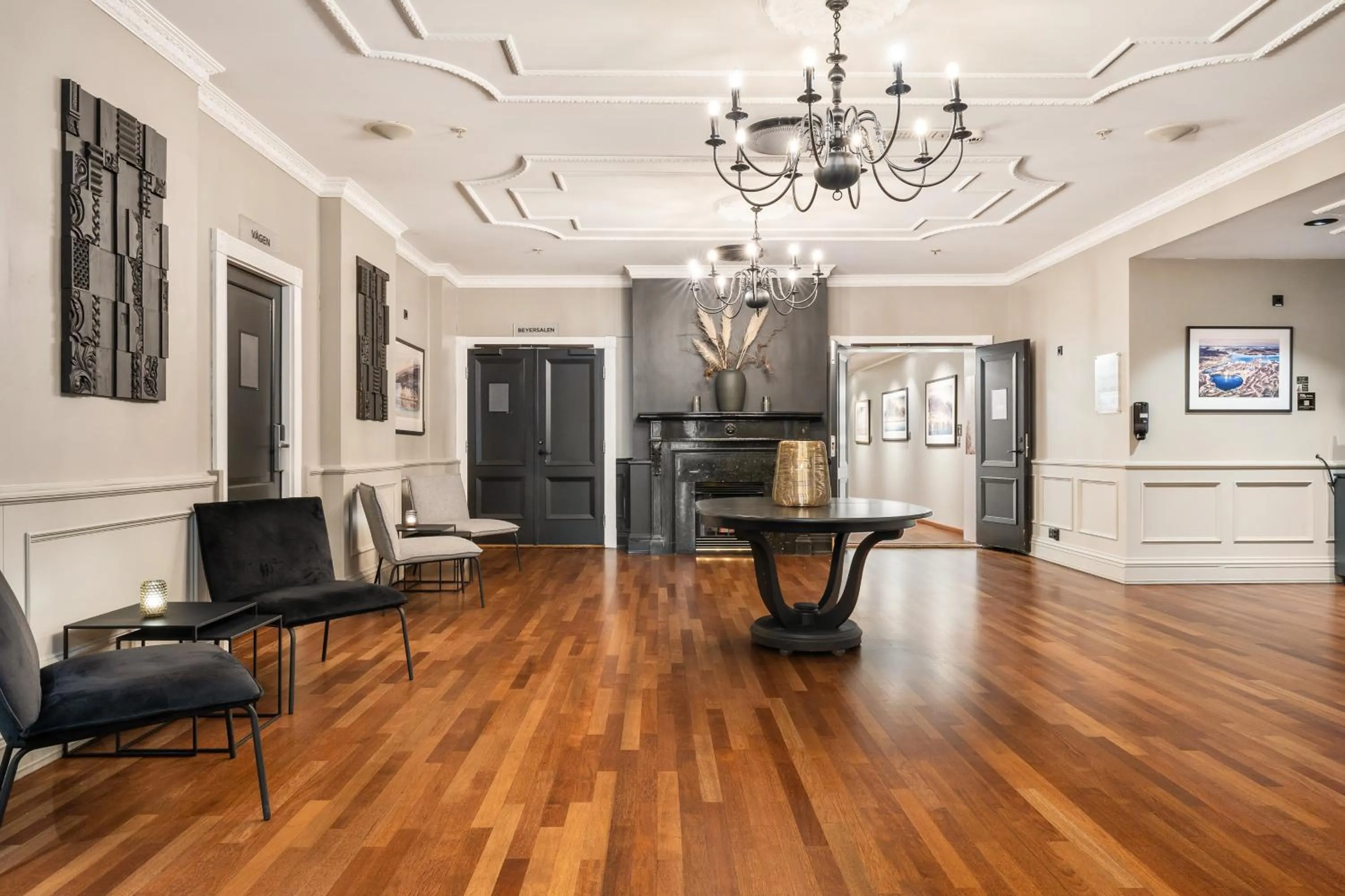 Meeting/conference room in Home Hotel Bryggen