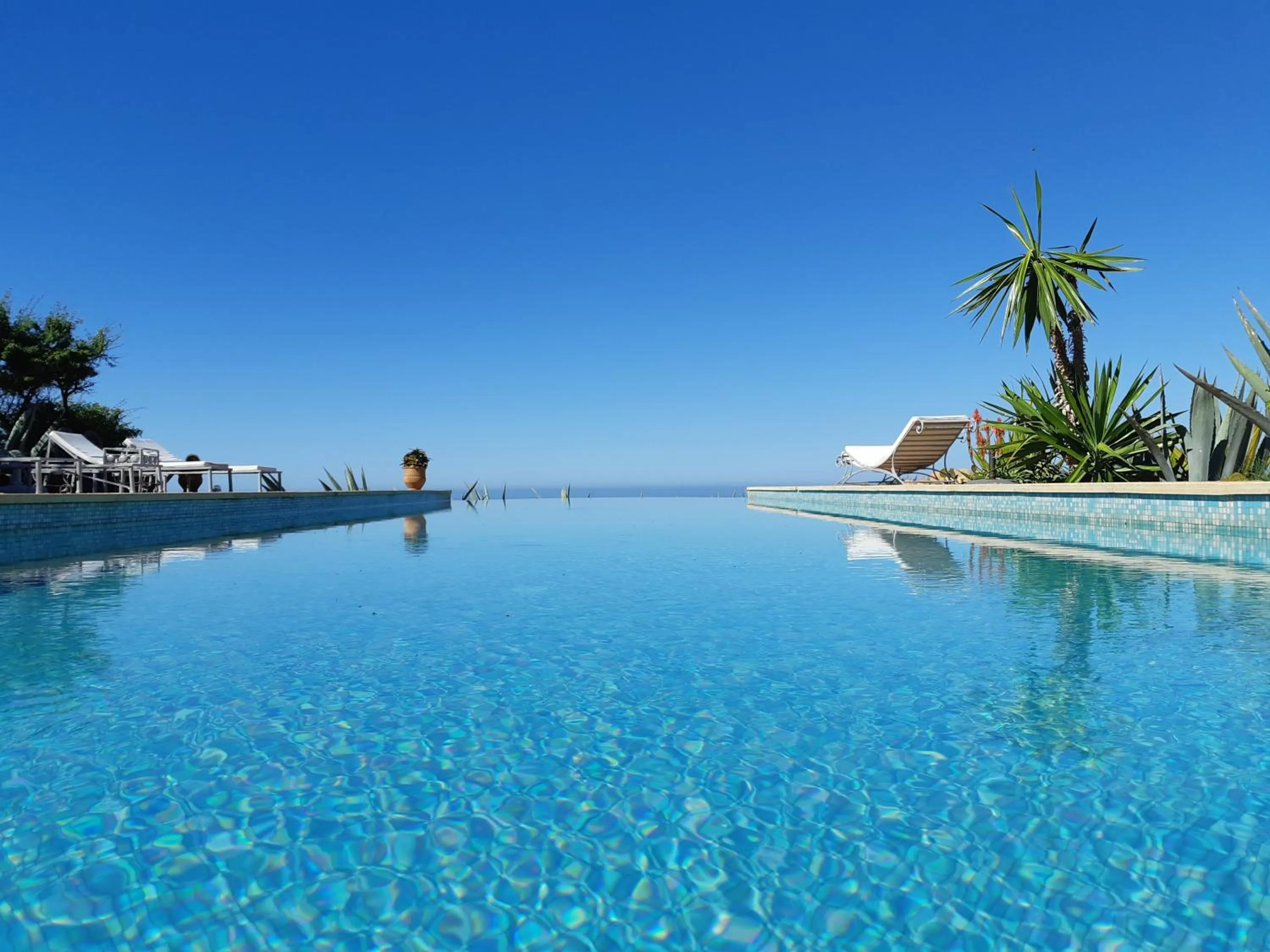 Pool view in Kasbah Tabelkoukt