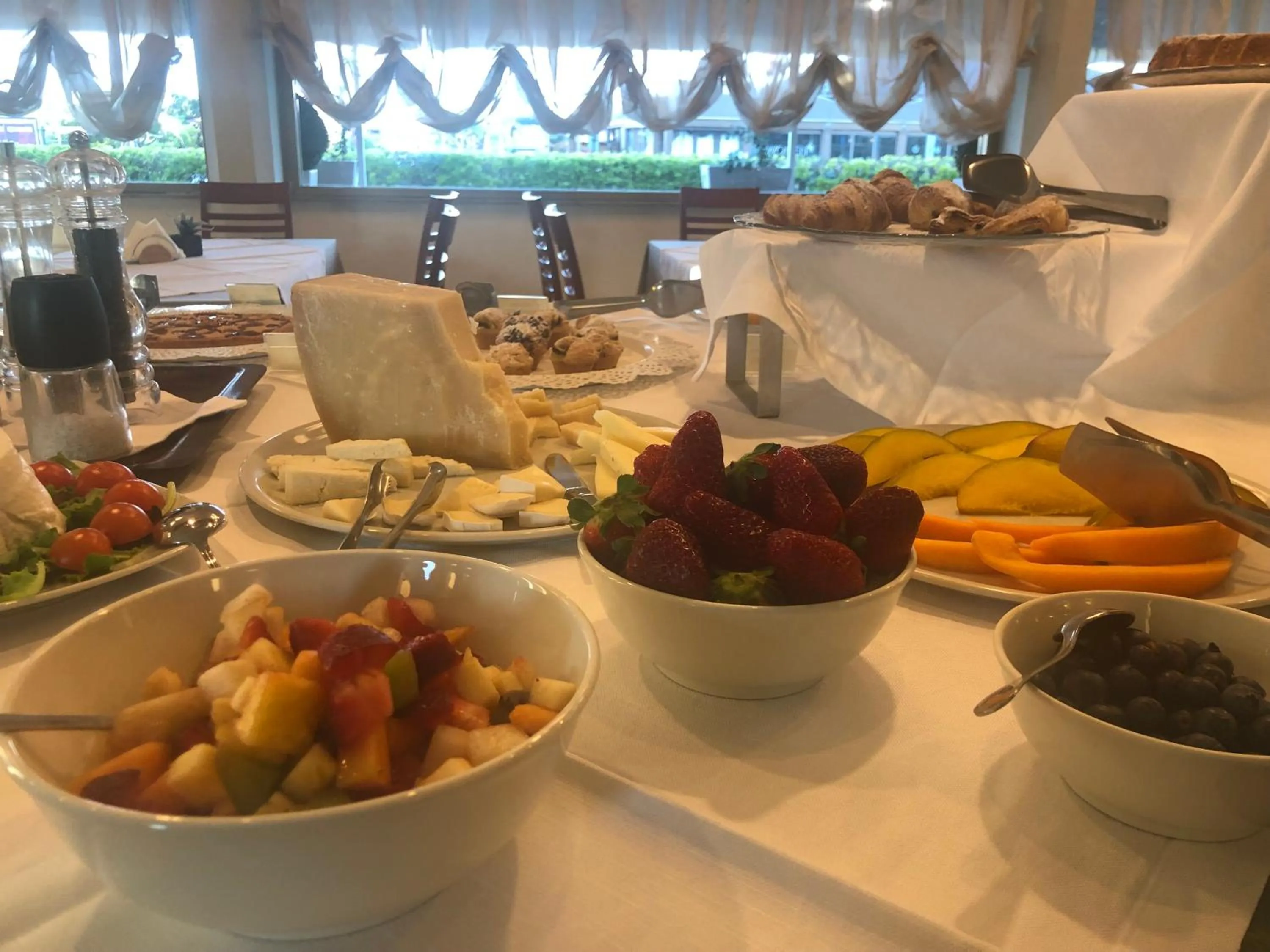 Buffet breakfast in Hotel Esplanade