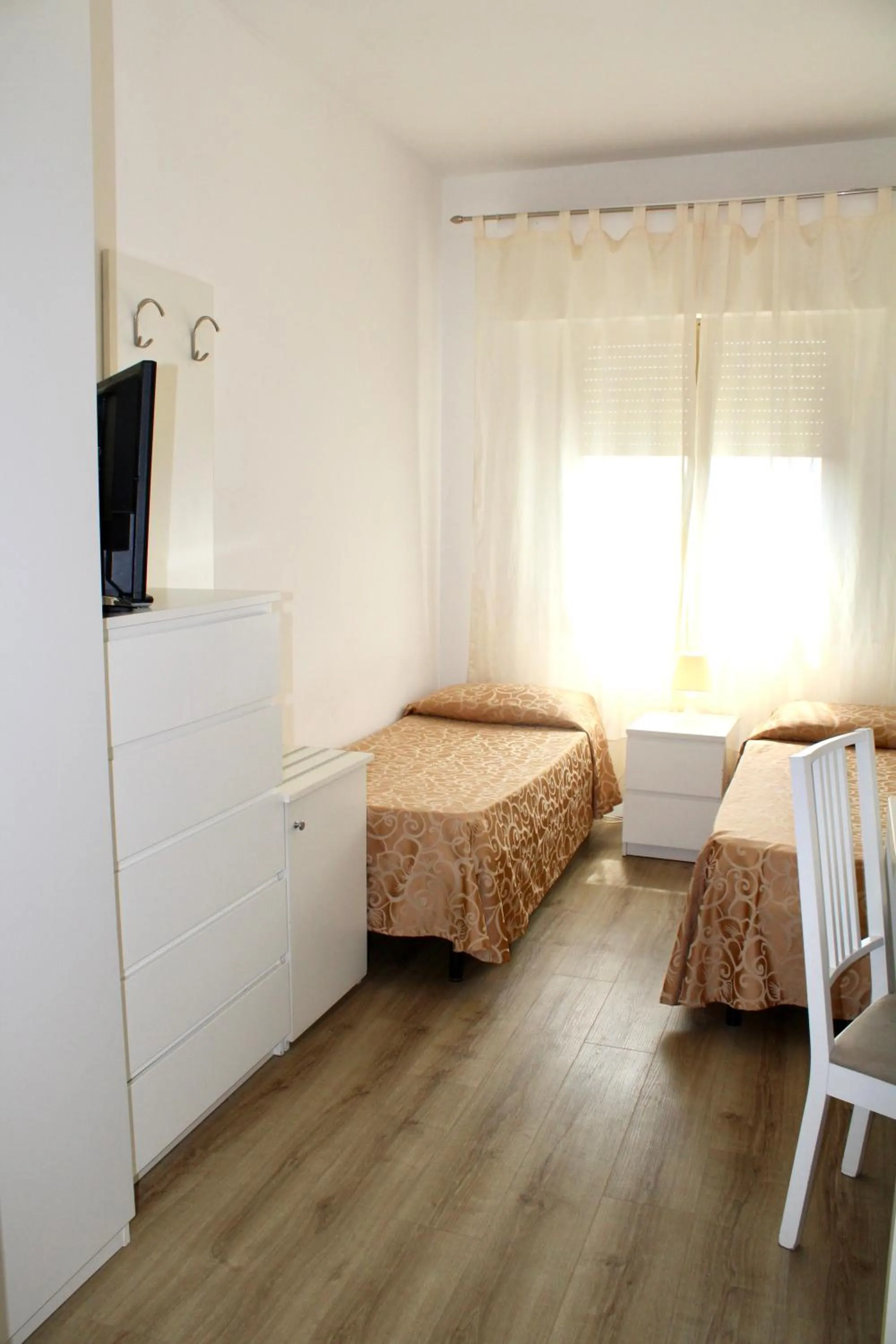 Bed in Hotel Esplanade