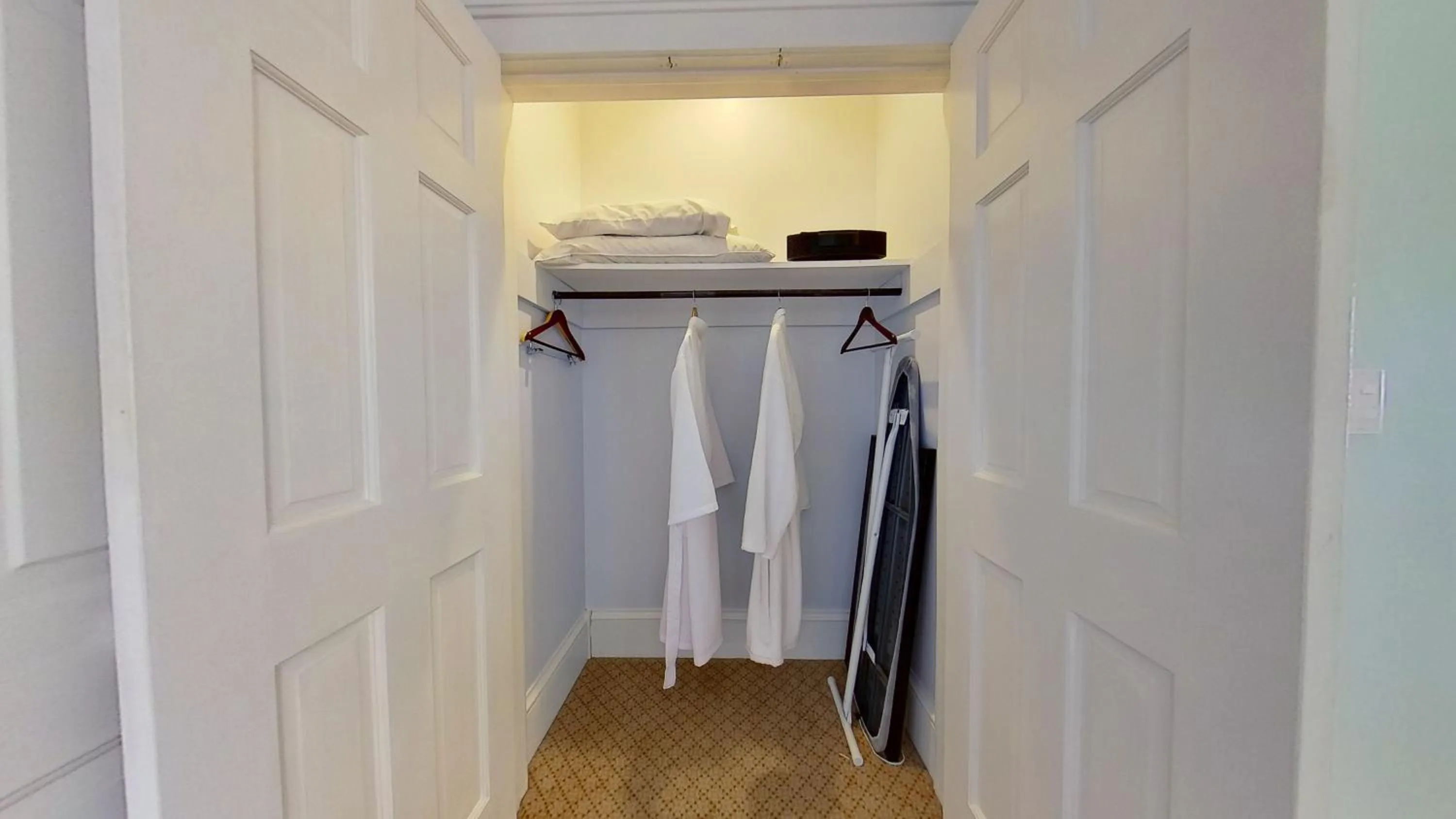 wardrobe in John Joseph Inn