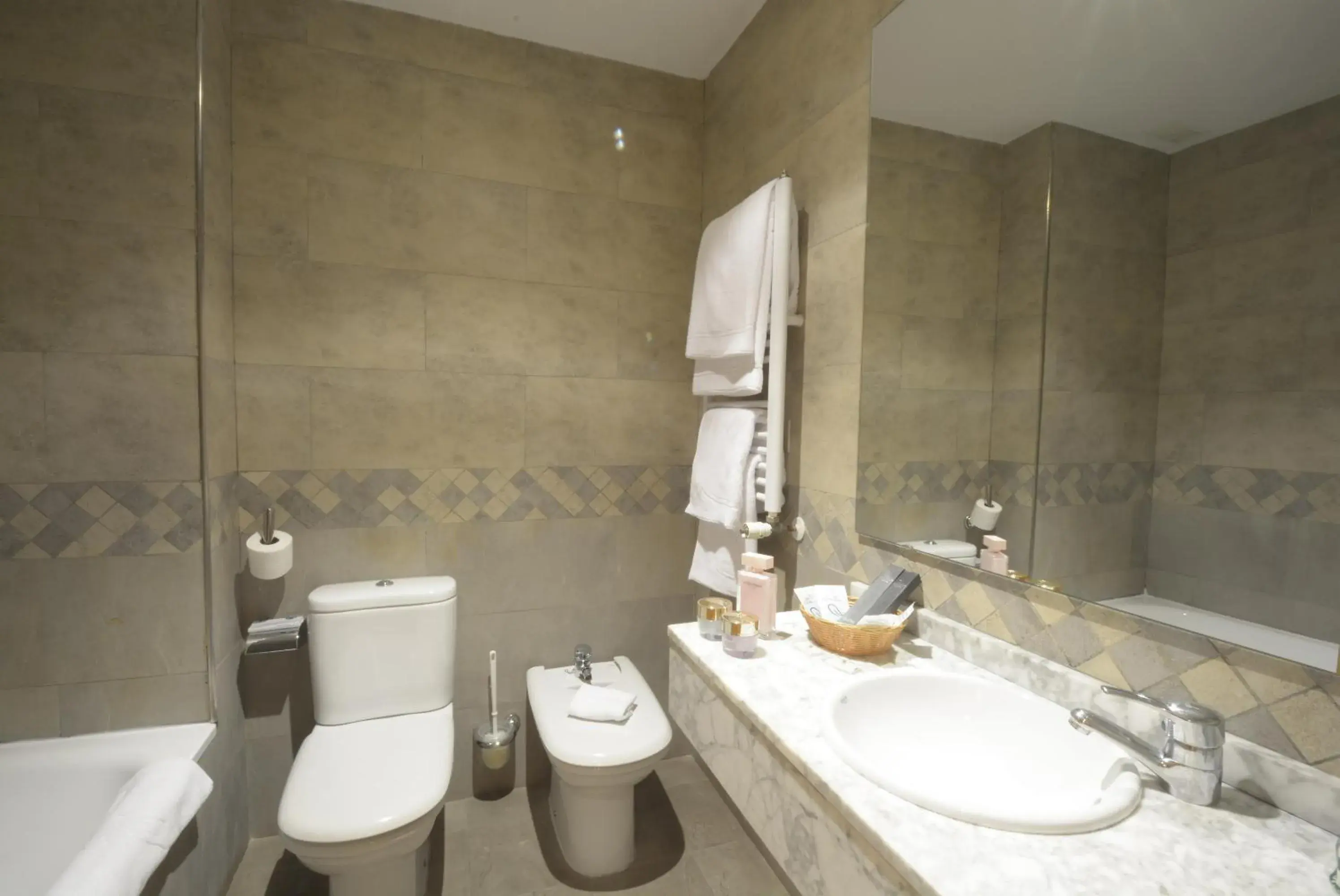 Twin Room in Hotel Campos de Castilla Twin Room in Hotel Campos de Castilla