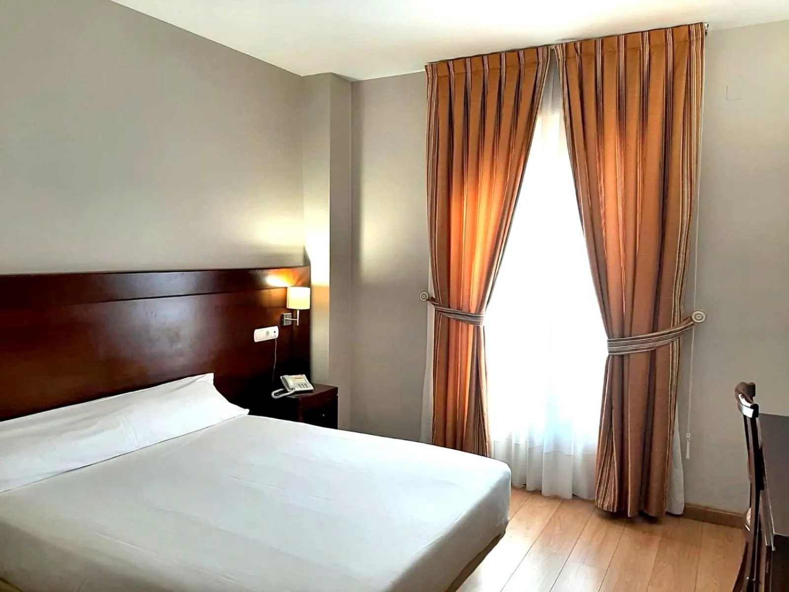 Bed in Hotel Campos de Castilla