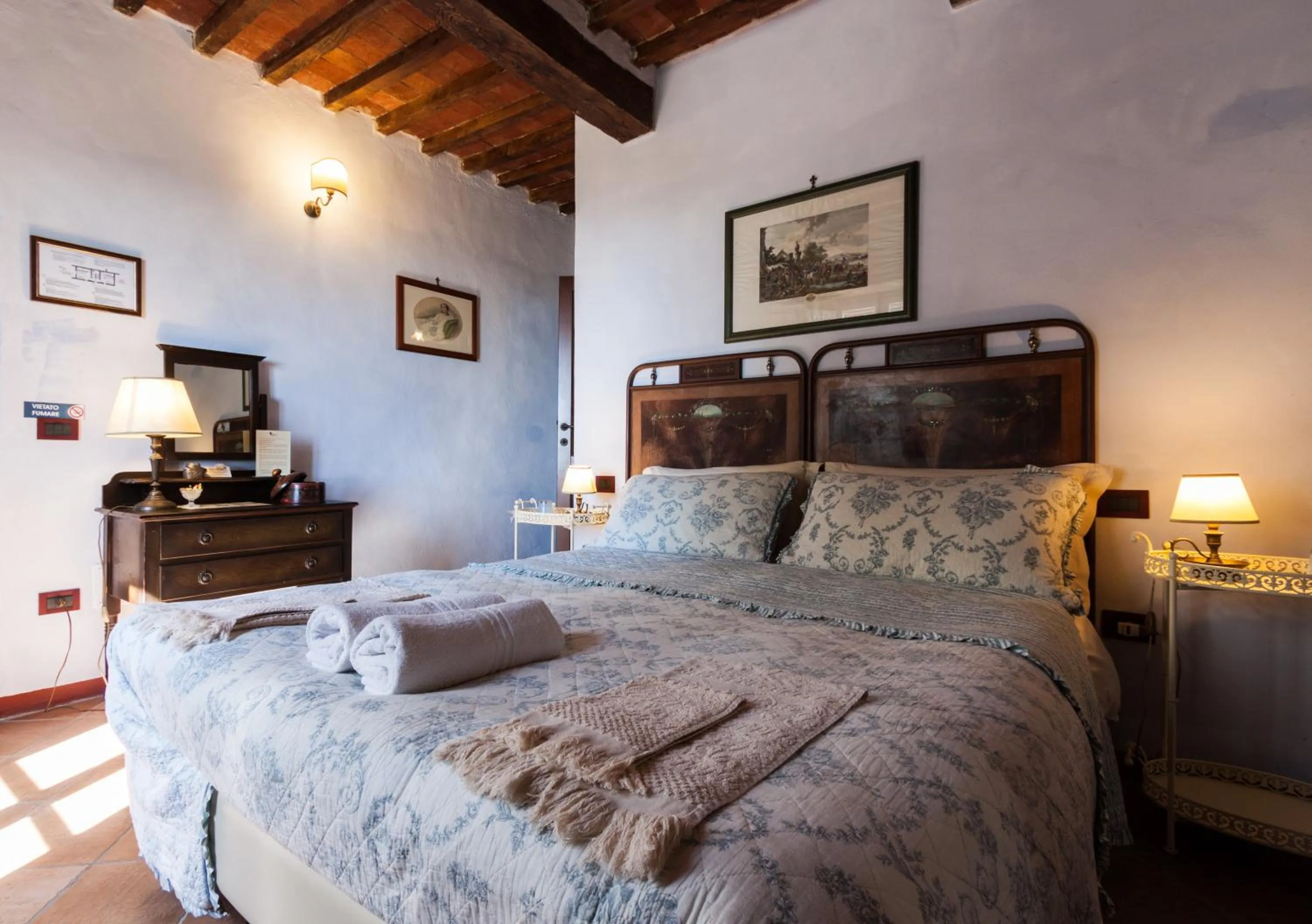 Photo of the whole room in Borgo Tepolini Country House
