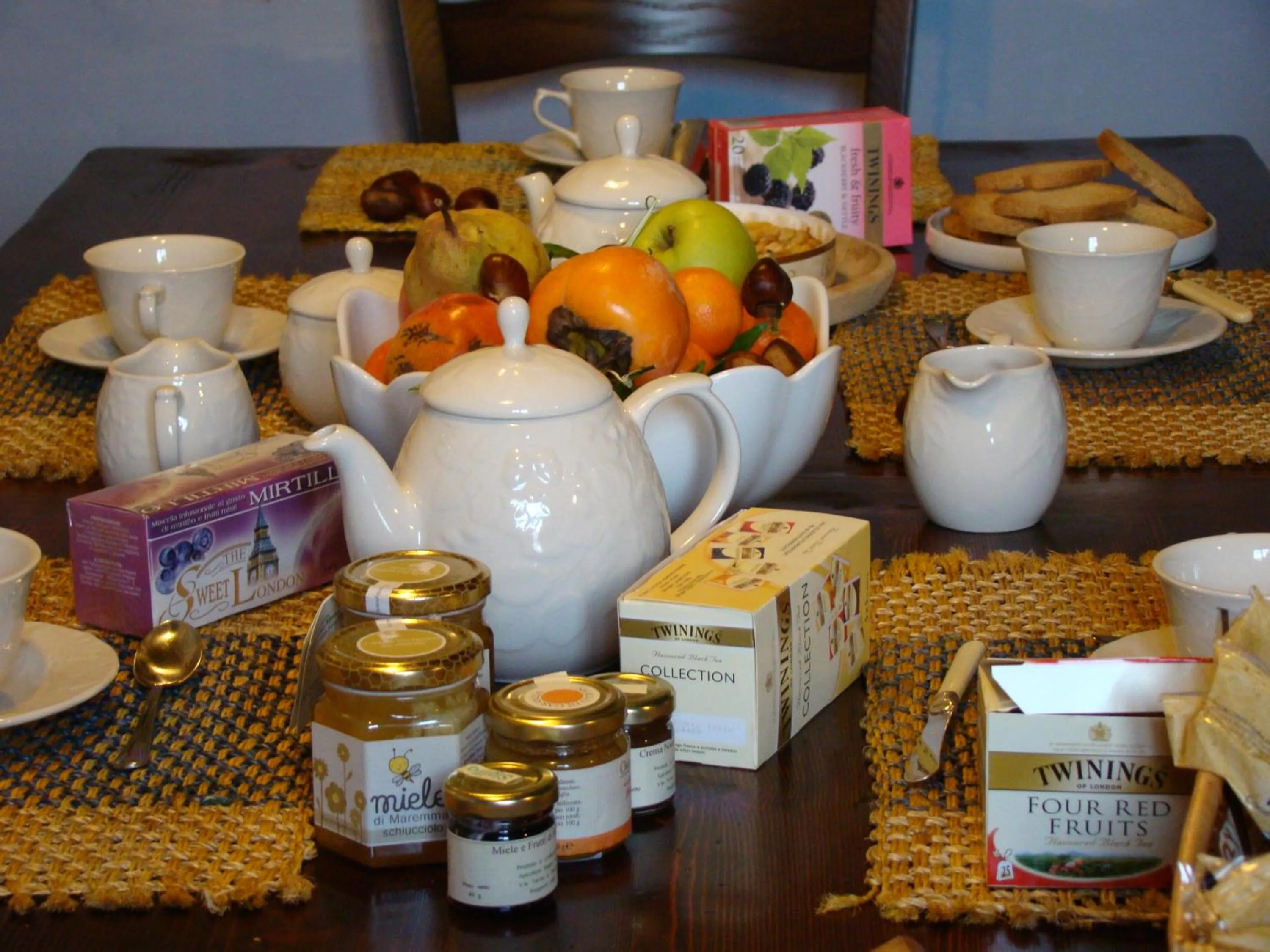 Borgo Tepolini Country House