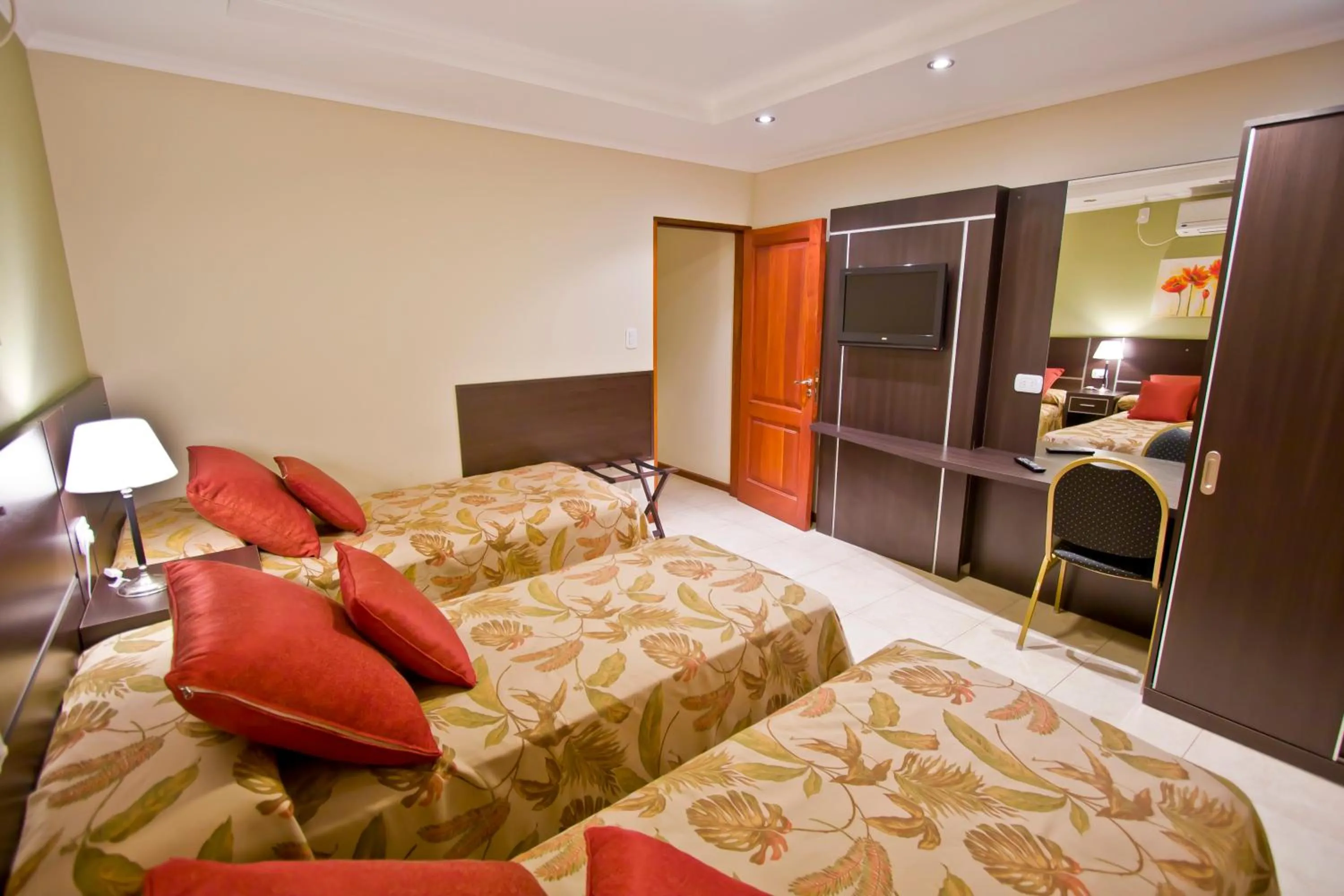 Bed in Hotel Jardin De Iguazu