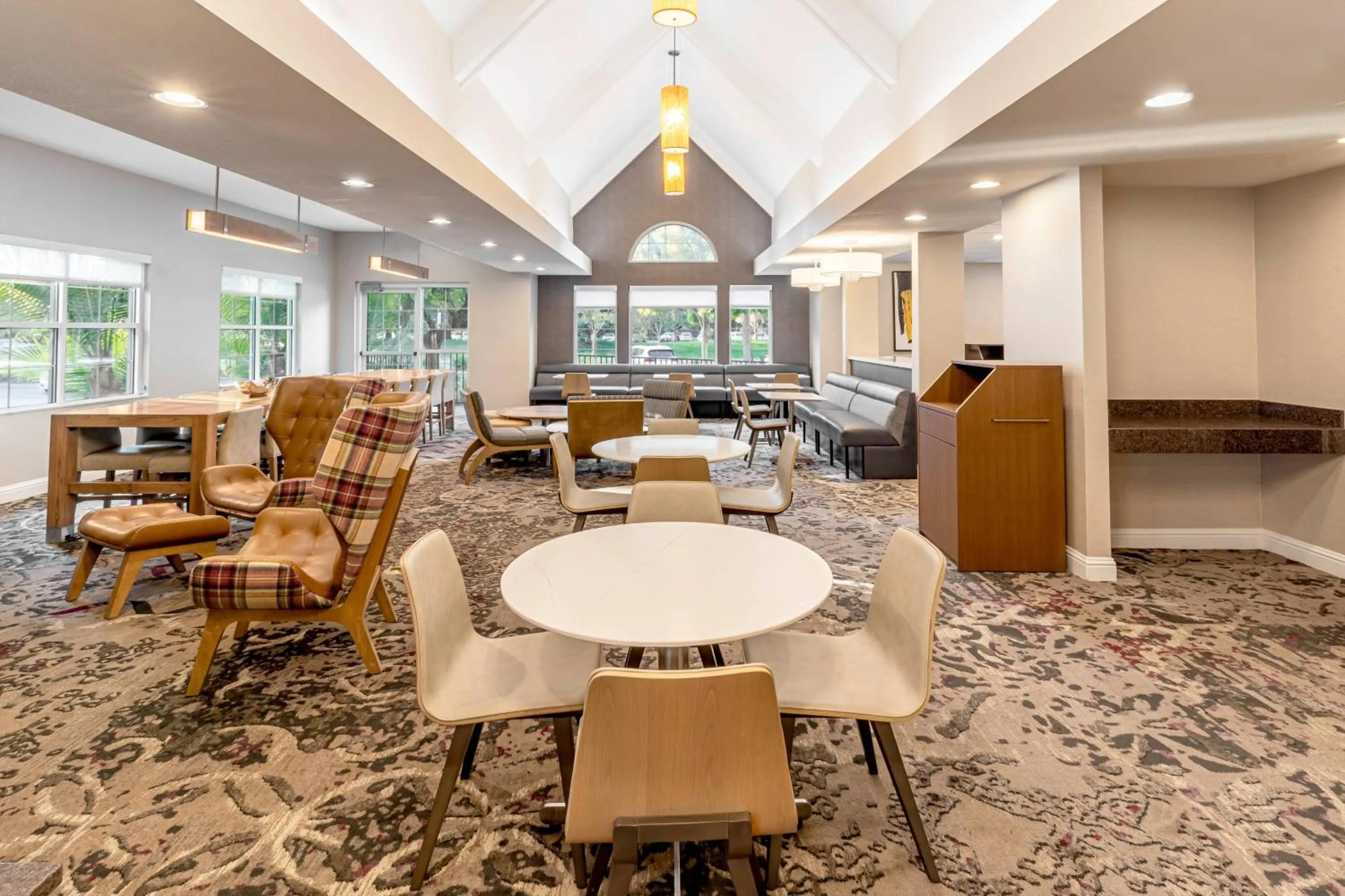 Lobby or reception in Residence Inn Sacramento Rancho Cordova