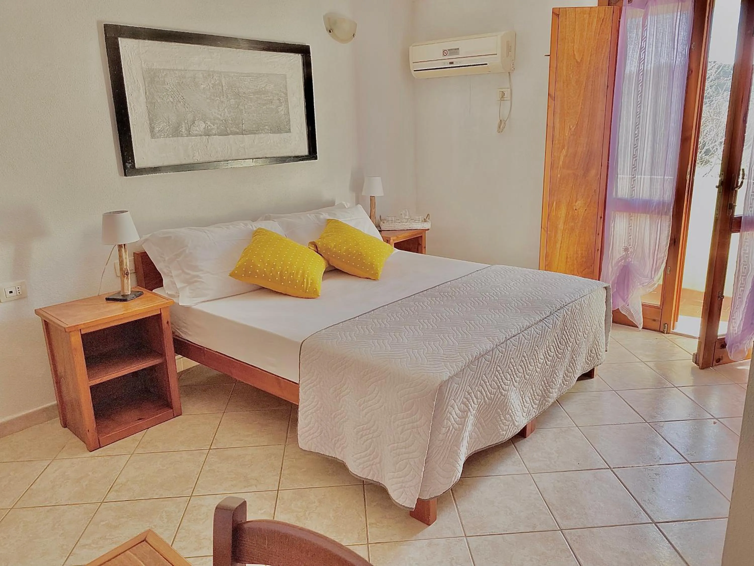 Bed in Hotel Velasole