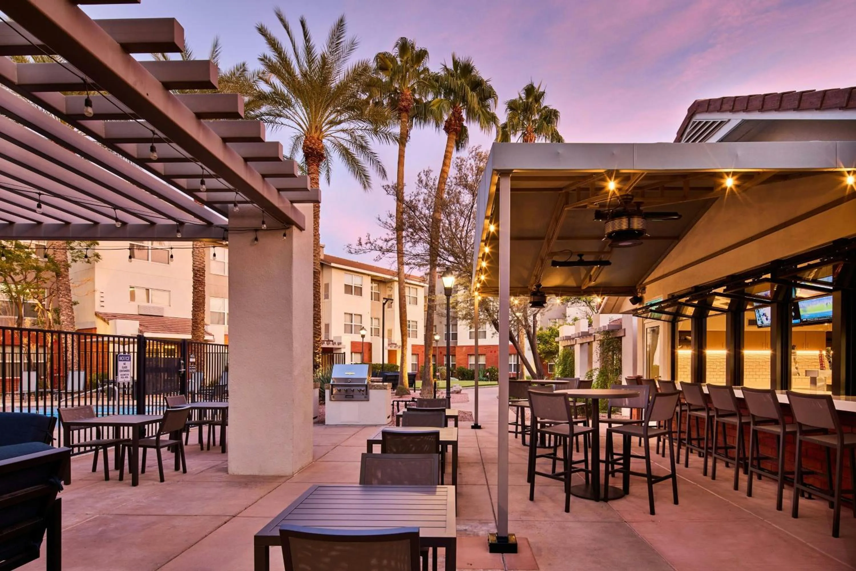 Restaurant/places to eat in Residence Inn Scottsdale North