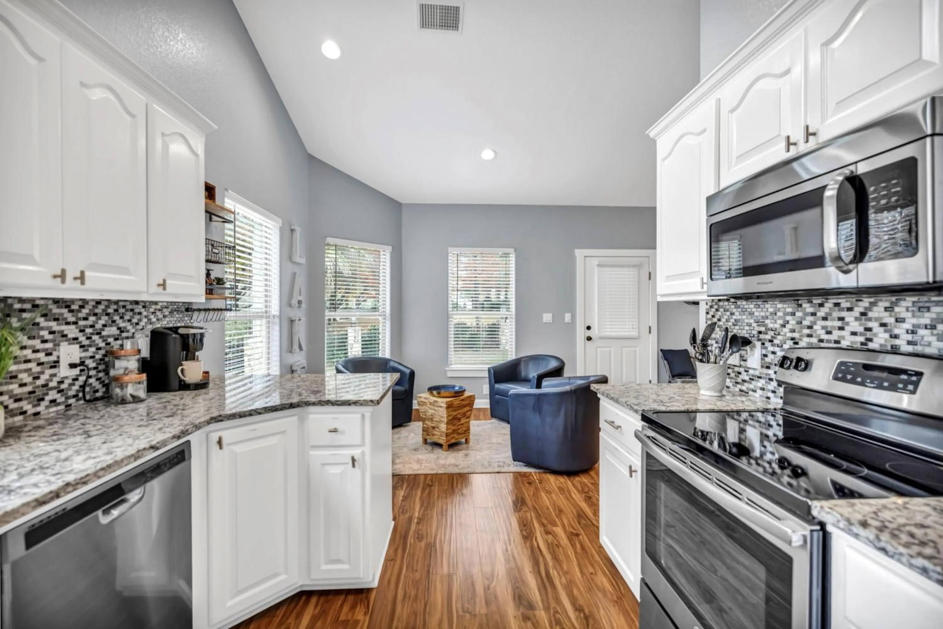 Kitchen or kitchenette in Horseshoe Bay Resort