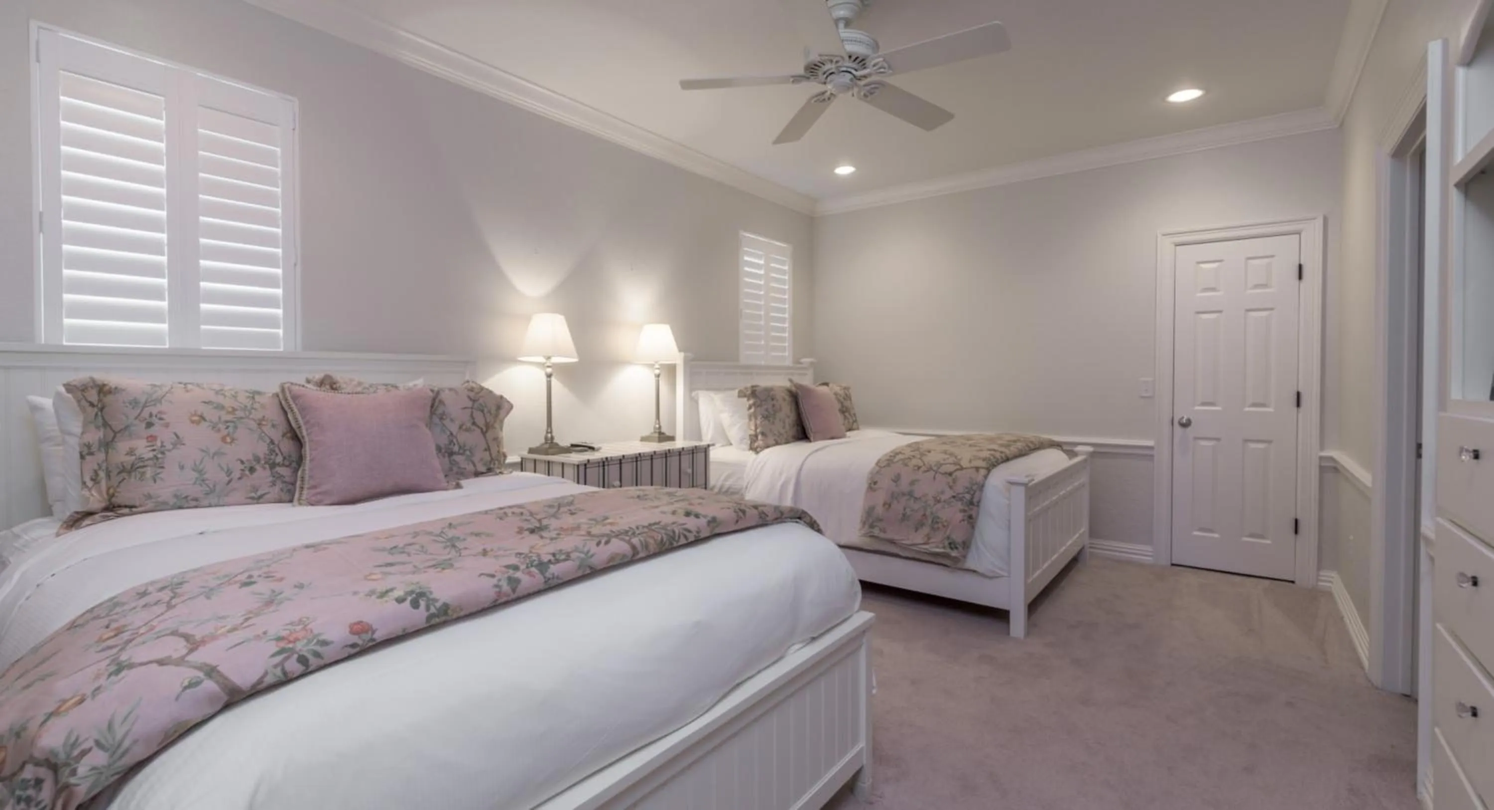 Bed in Horseshoe Bay Resort