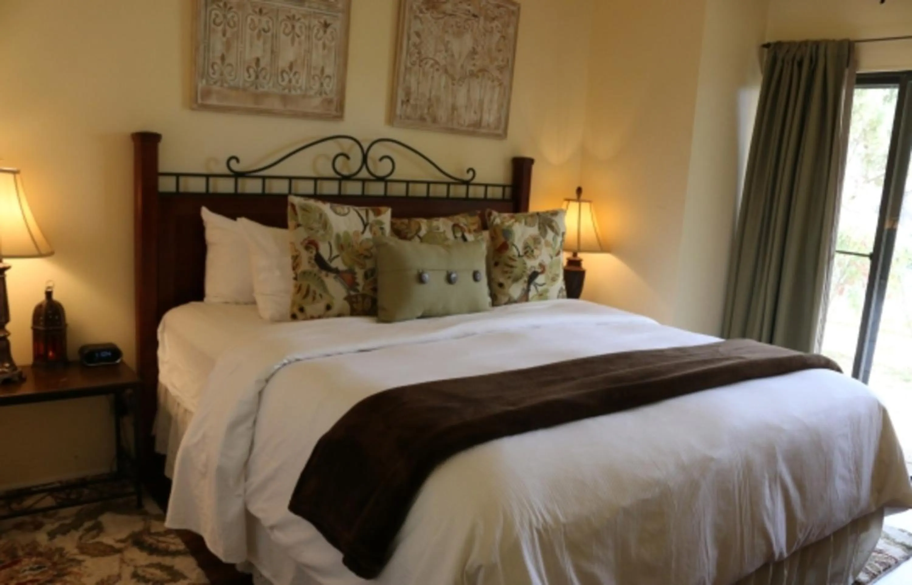 Bed in Horseshoe Bay Resort