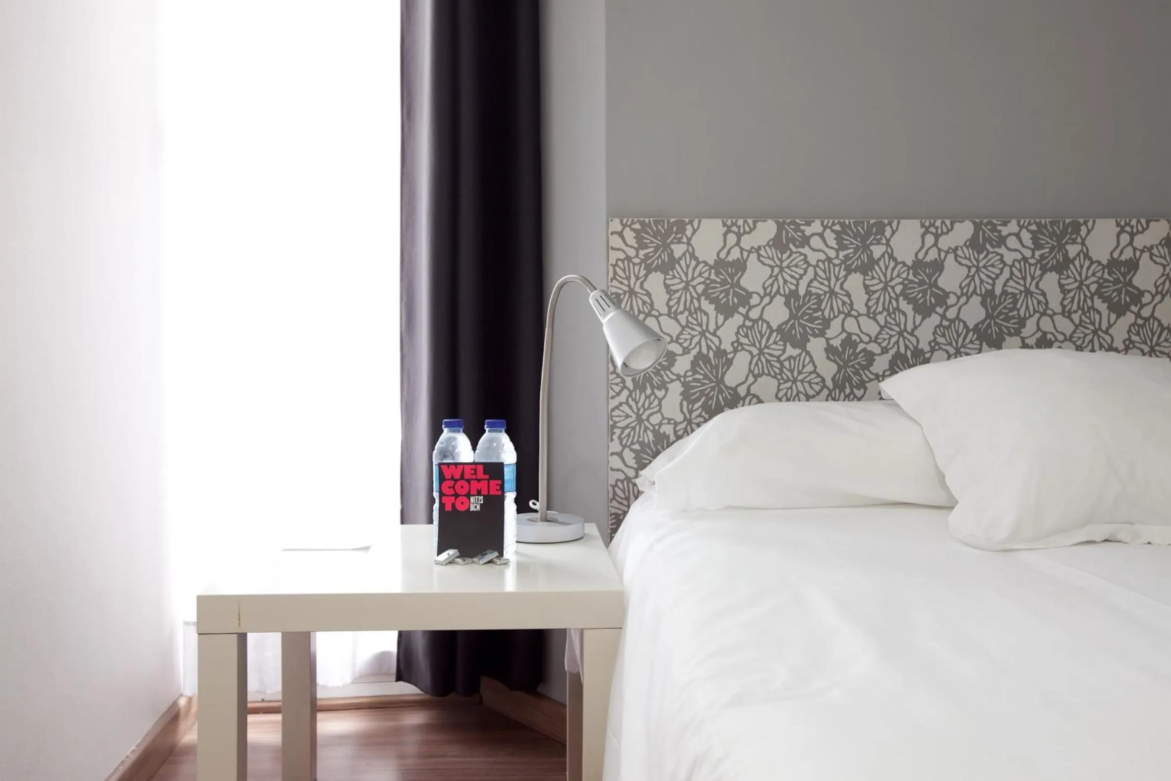 Bed in Hostal Nitzs Bcn