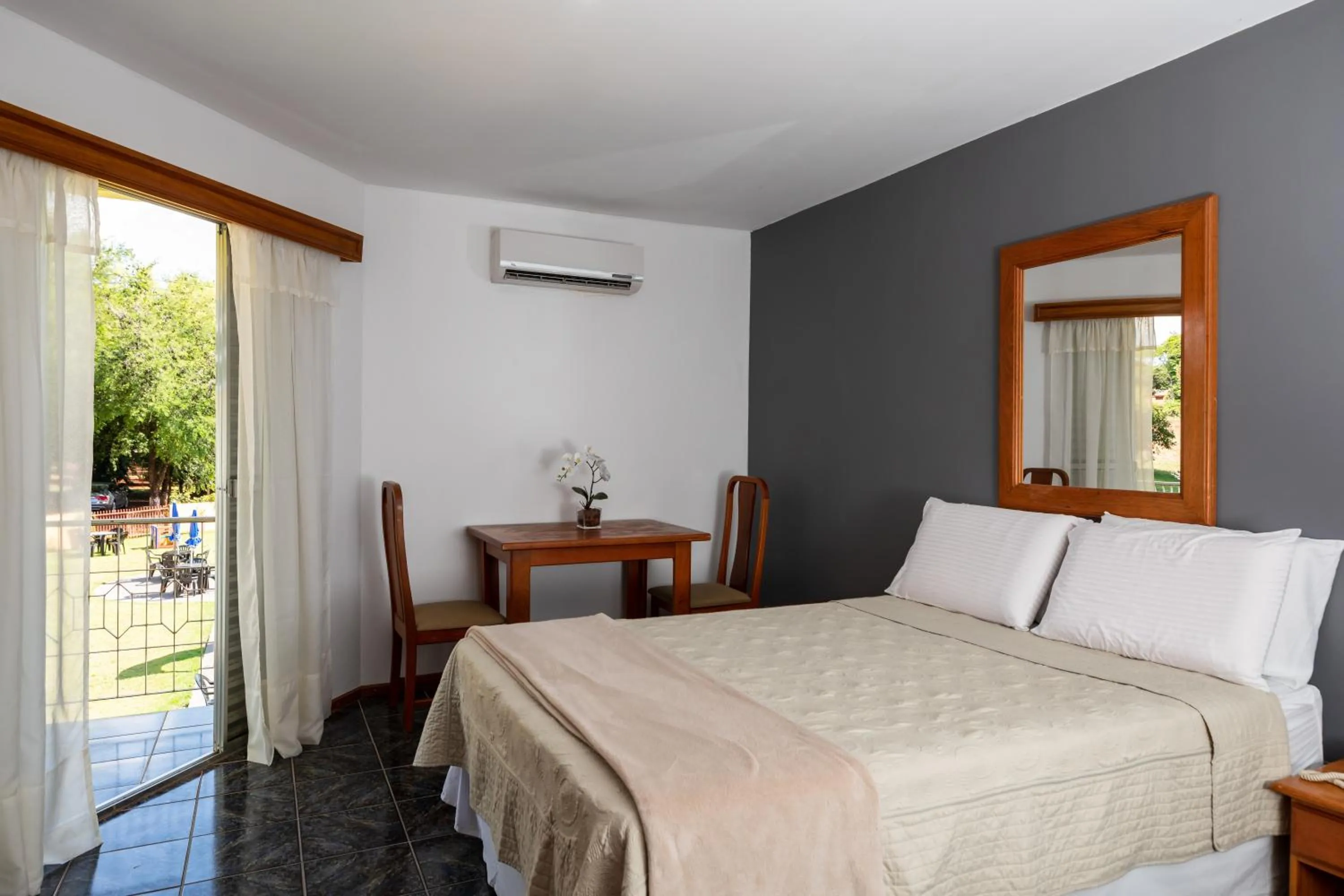 Bed in Canzi Cataratas Hotel