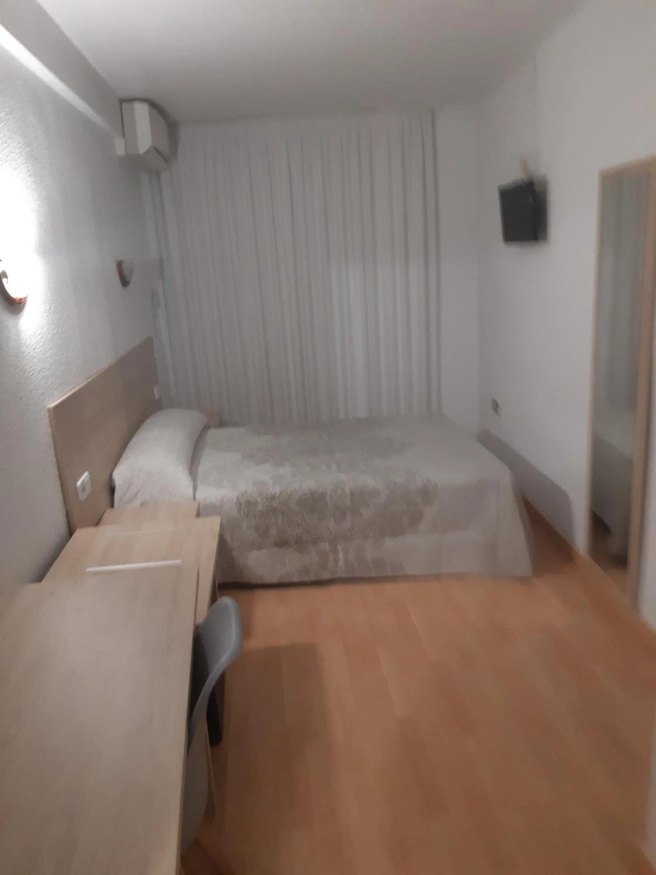 Bedroom, Bed in Hotel Condestable