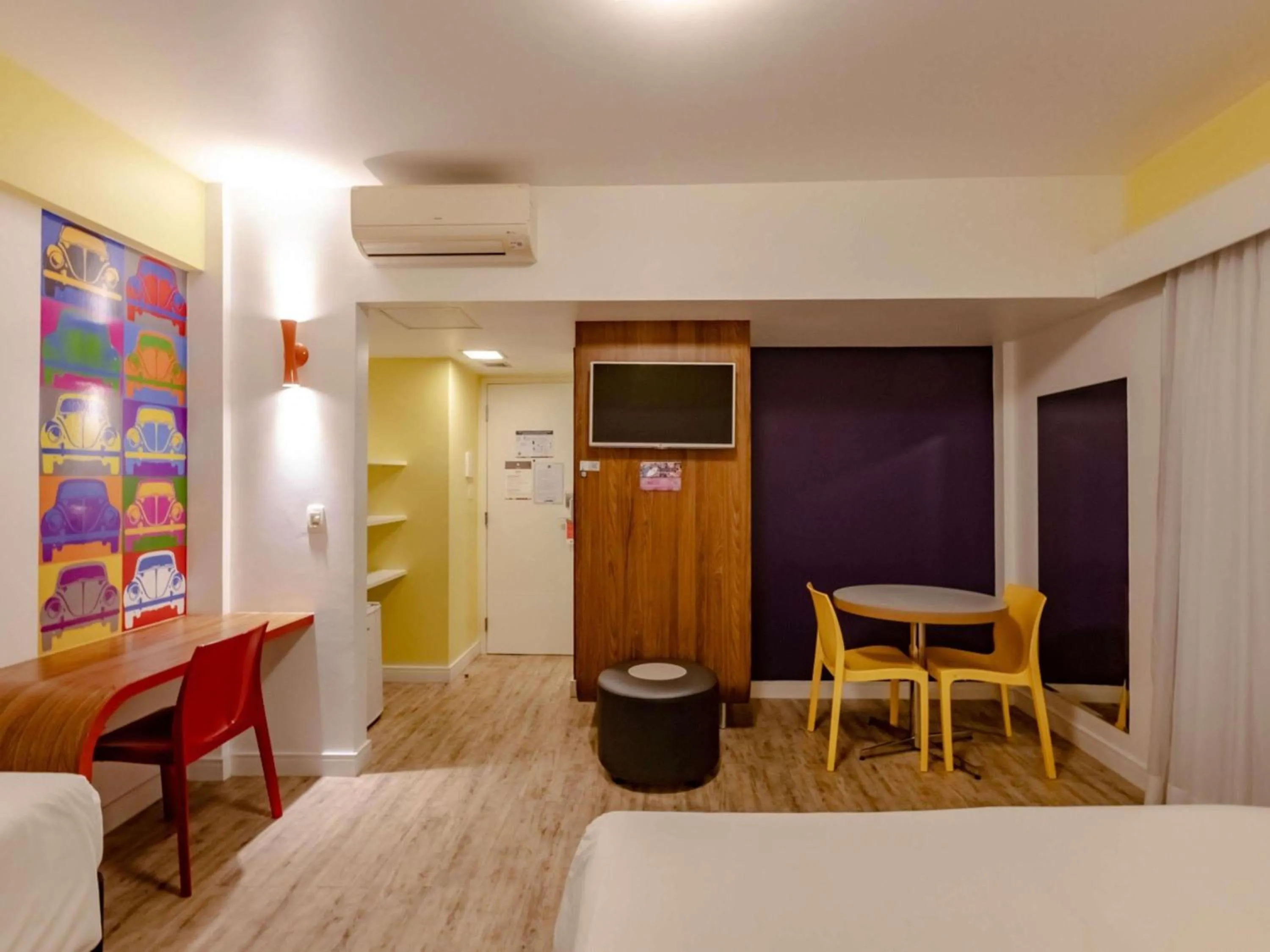 Bedroom in Ibis Styles Balneário Camboriú - 1 Quadra do Mar