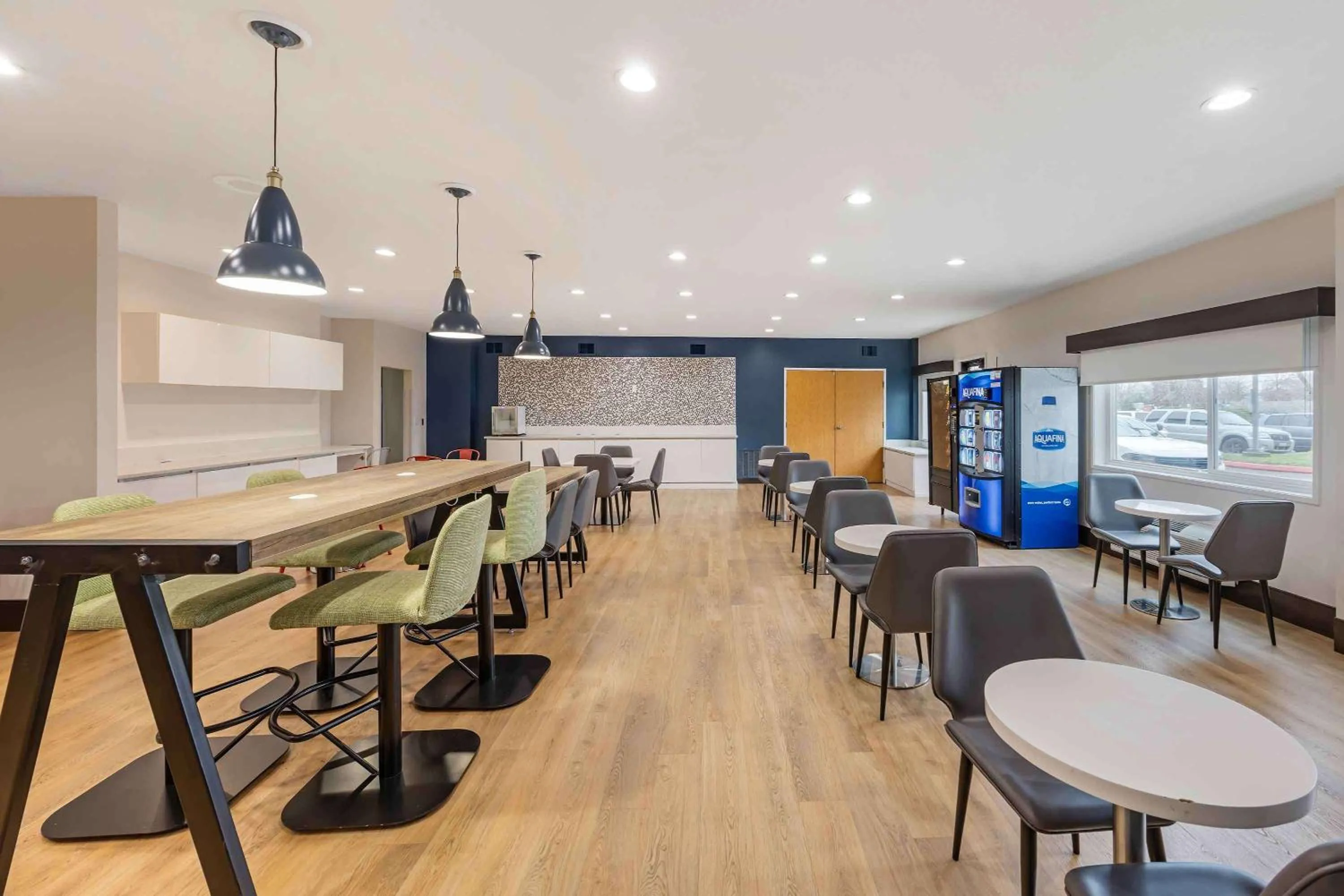 Restaurant/places to eat in Extended Stay America Premier Suites - Portland - North