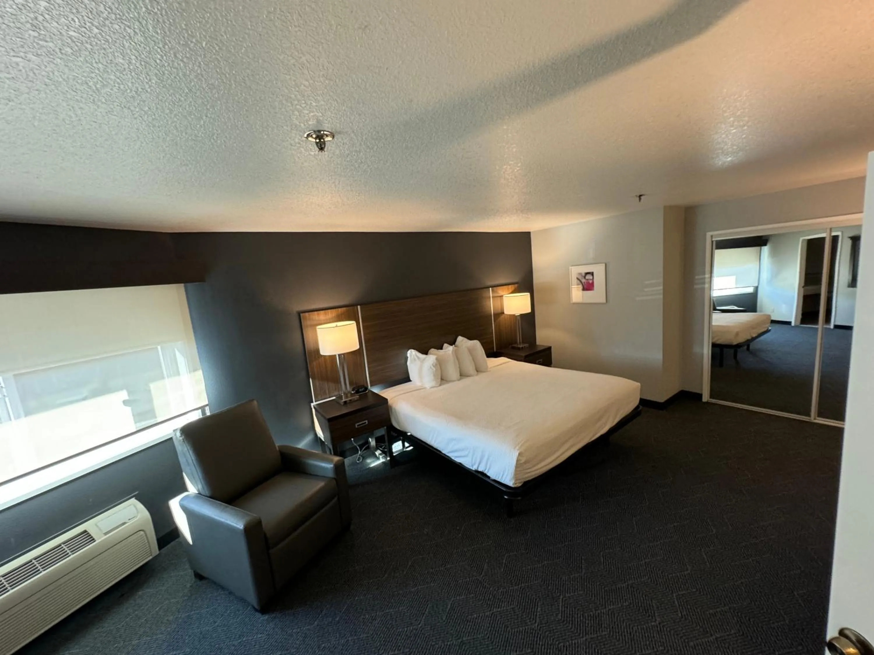 Bedroom, Bed in Extended Stay America Premier Suites - Portland - North