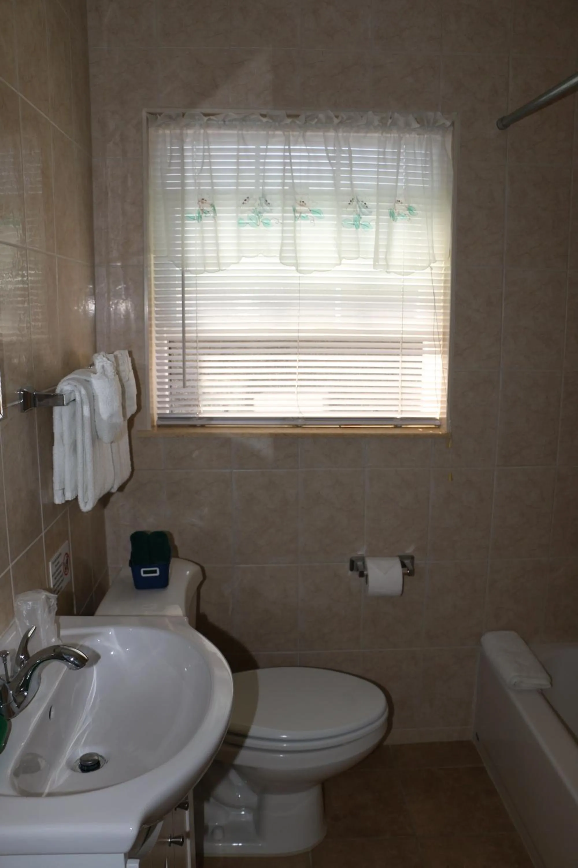 Toilet in Breakaway Inn Guest House