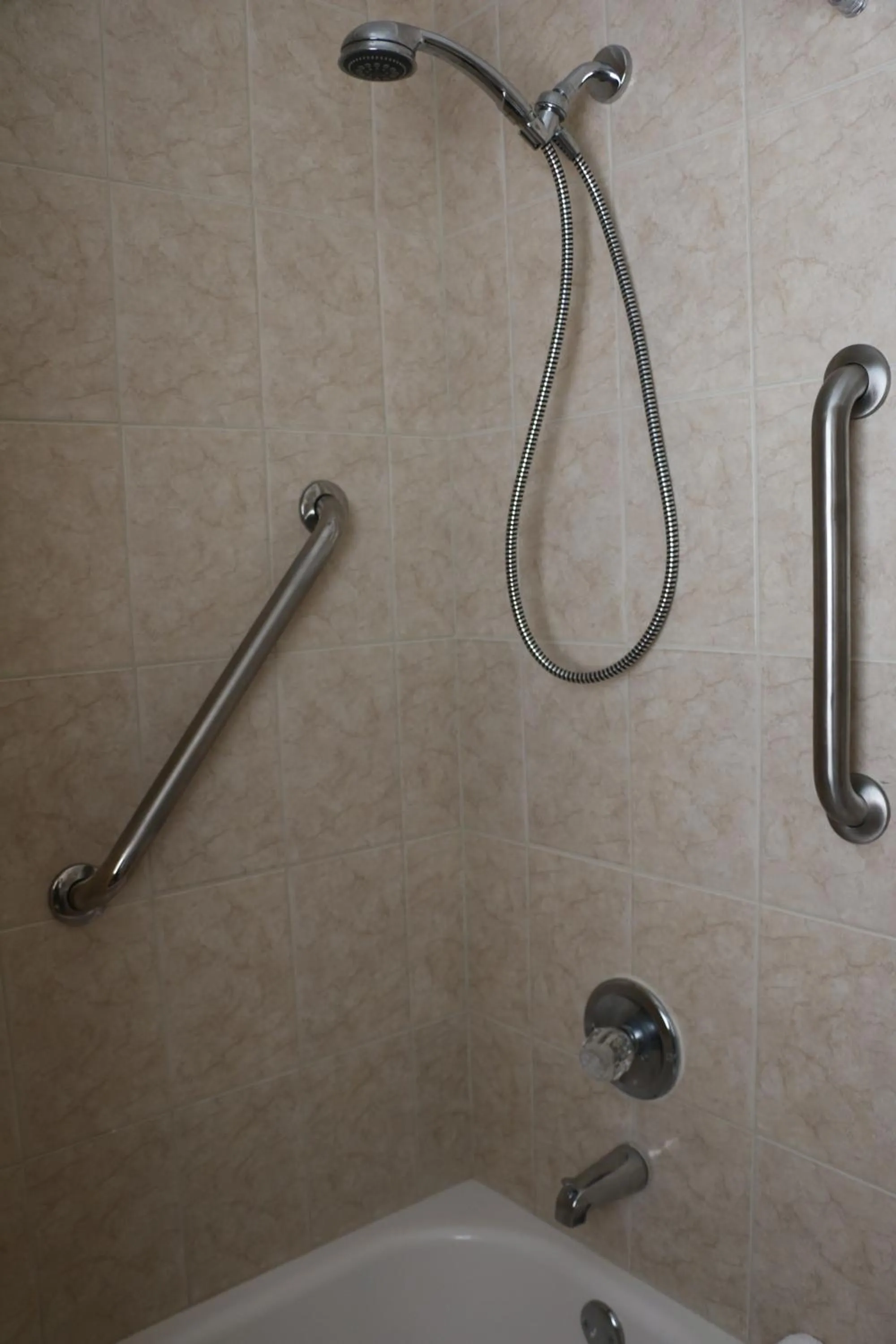 Bathroom in Breakaway Inn Guest House