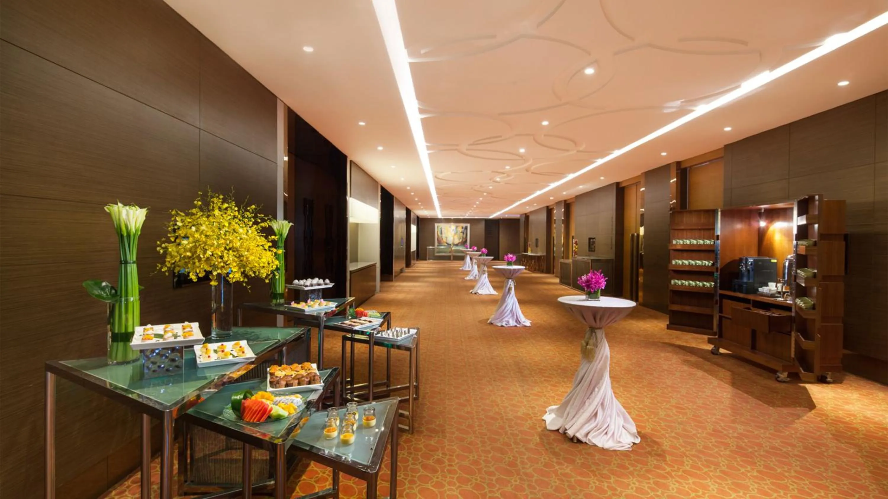 Meeting/conference room in Crowne Plaza Shanghai Jinxiu by IHG