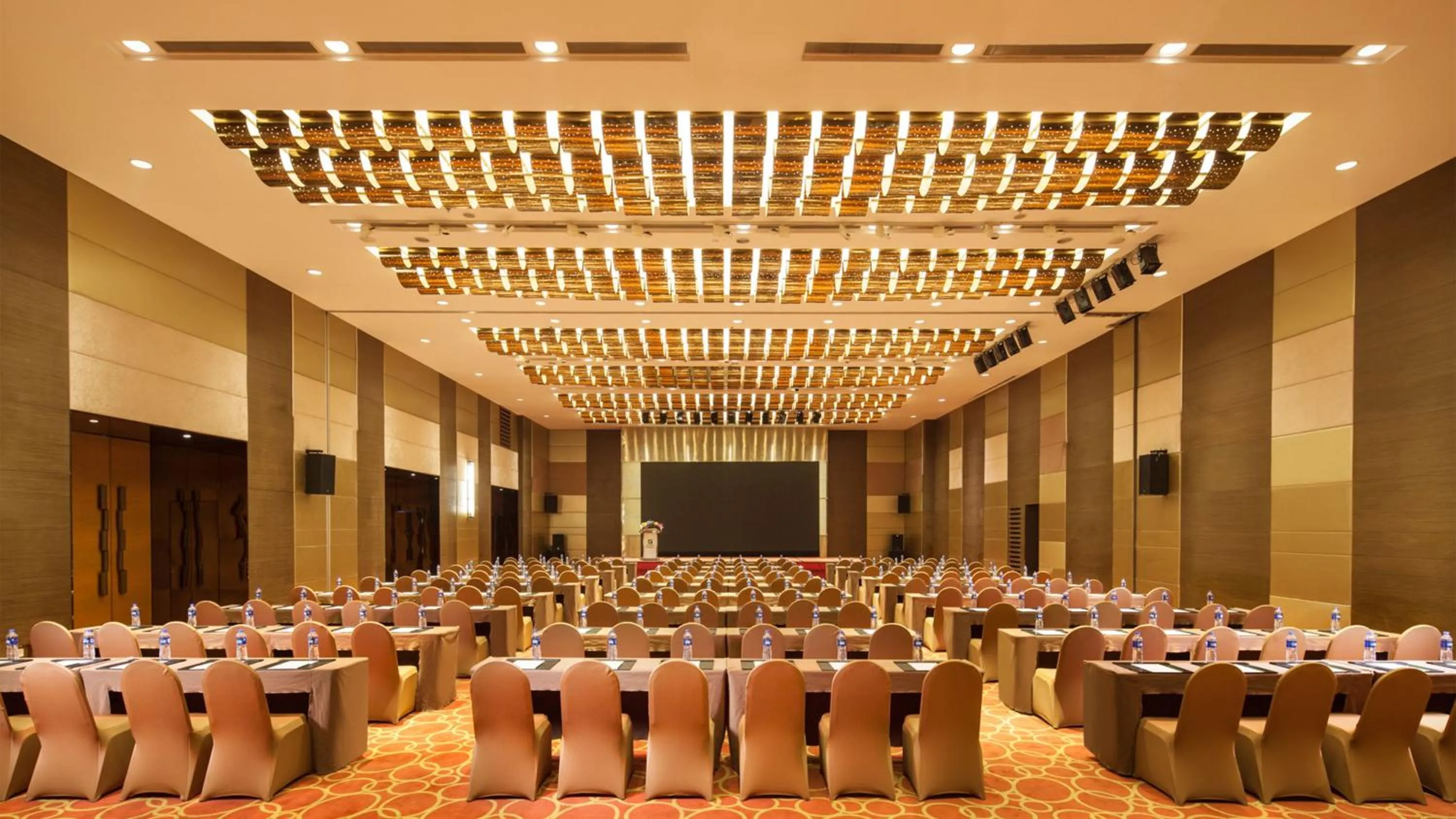 Banquet/Function facilities in Crowne Plaza Shanghai Jinxiu by IHG