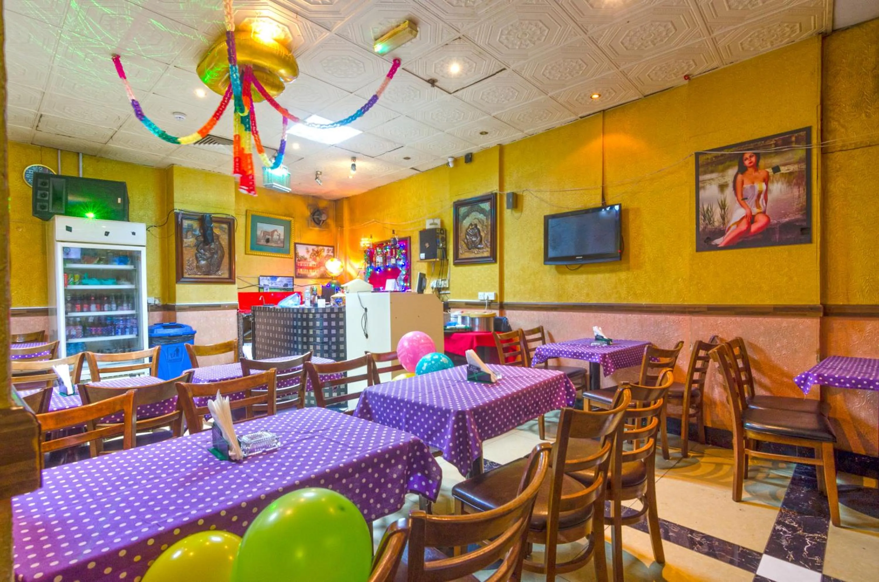 Restaurant/places to eat in Royalton Hotel