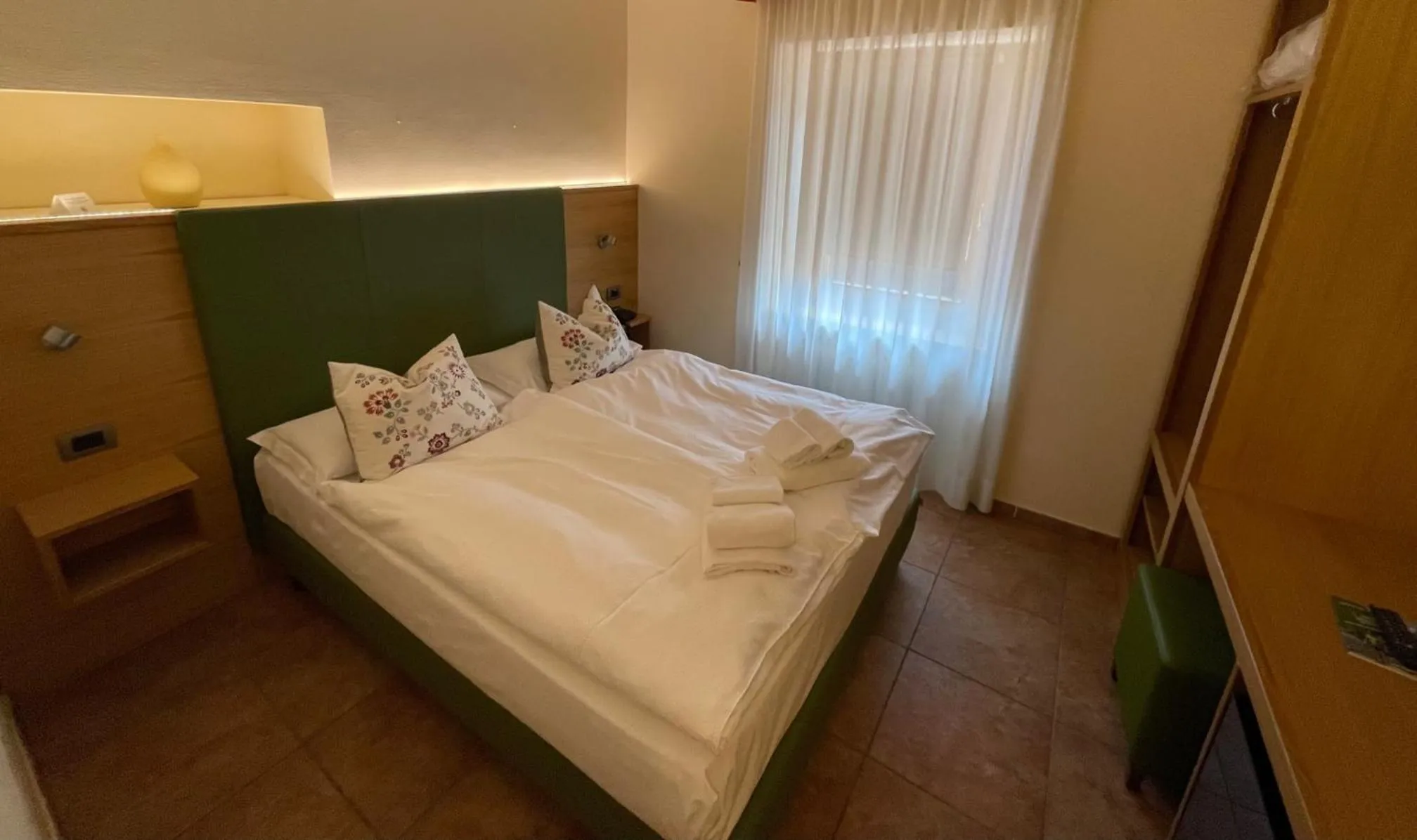 Photo of the whole room, Bed in Hotel Trieste