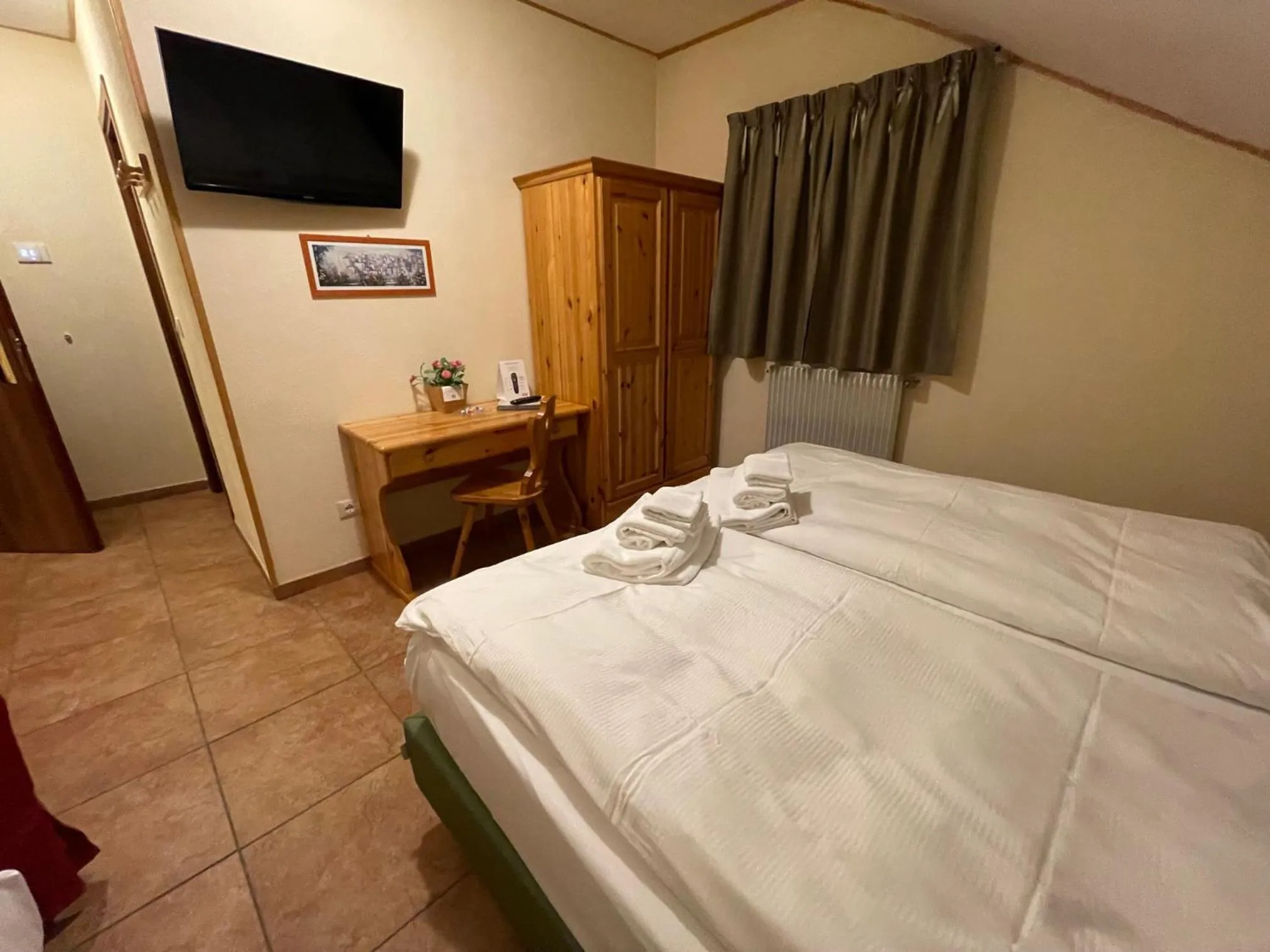 Bed in Hotel Trieste