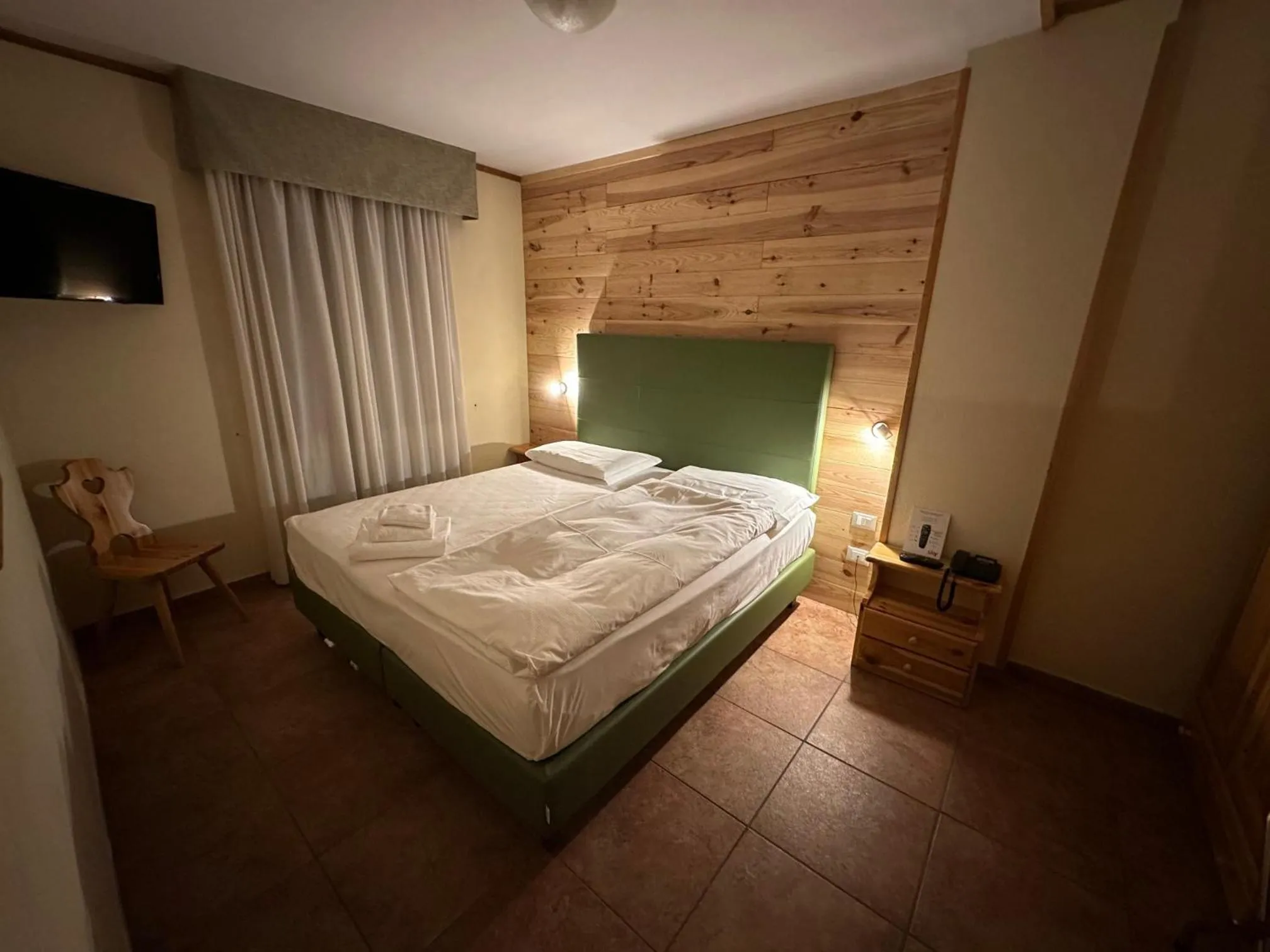 Bed in Hotel Trieste