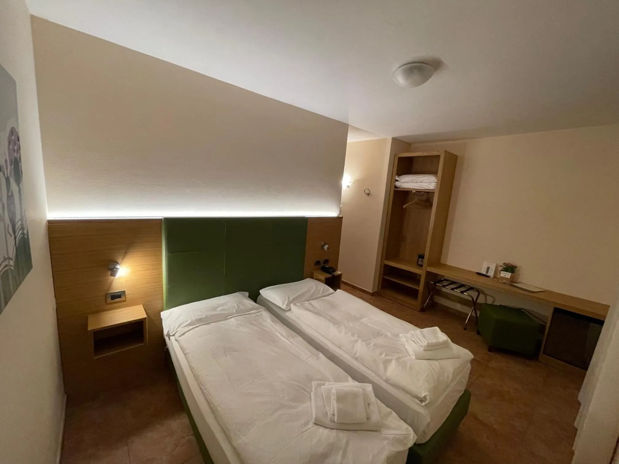 Bed in Hotel Trieste