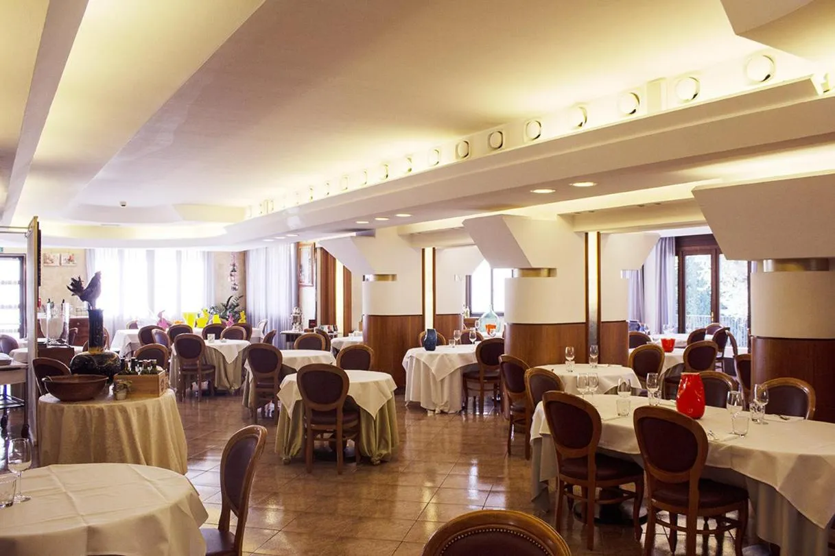 Restaurant/places to eat in Albergo Ristorante Belvedere