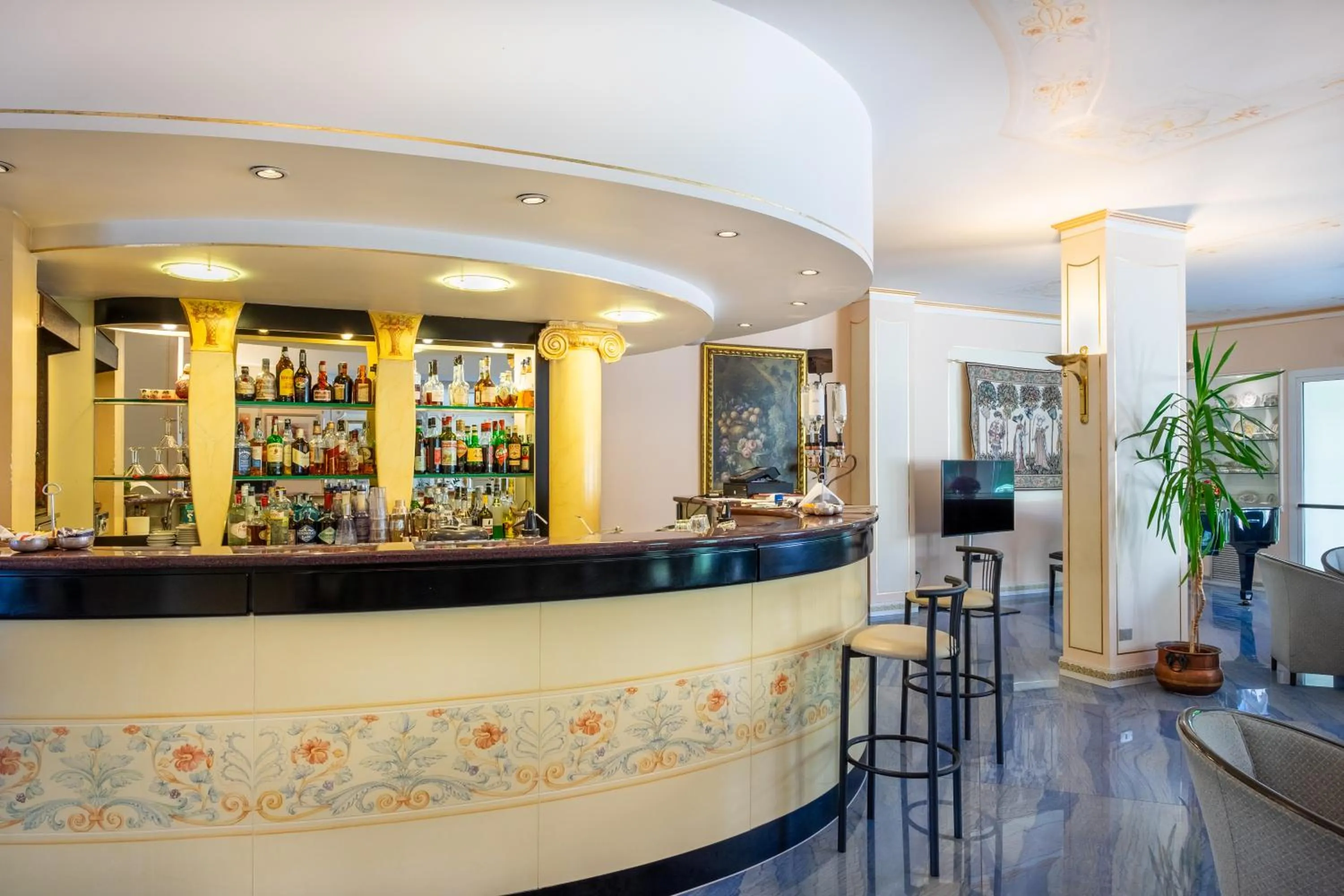 Lounge or bar in Hotel Astoria