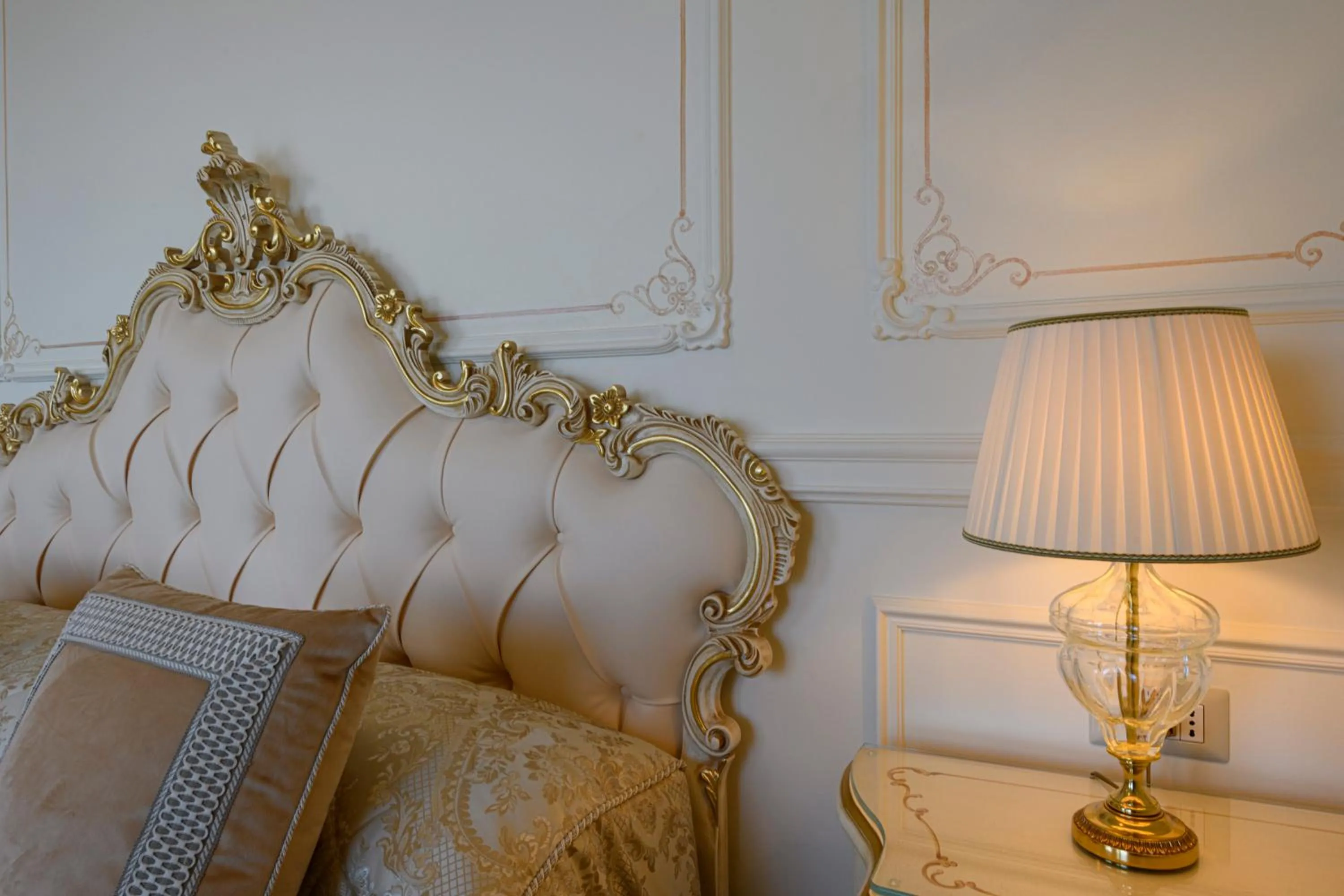 Bedroom in Hotel Astoria