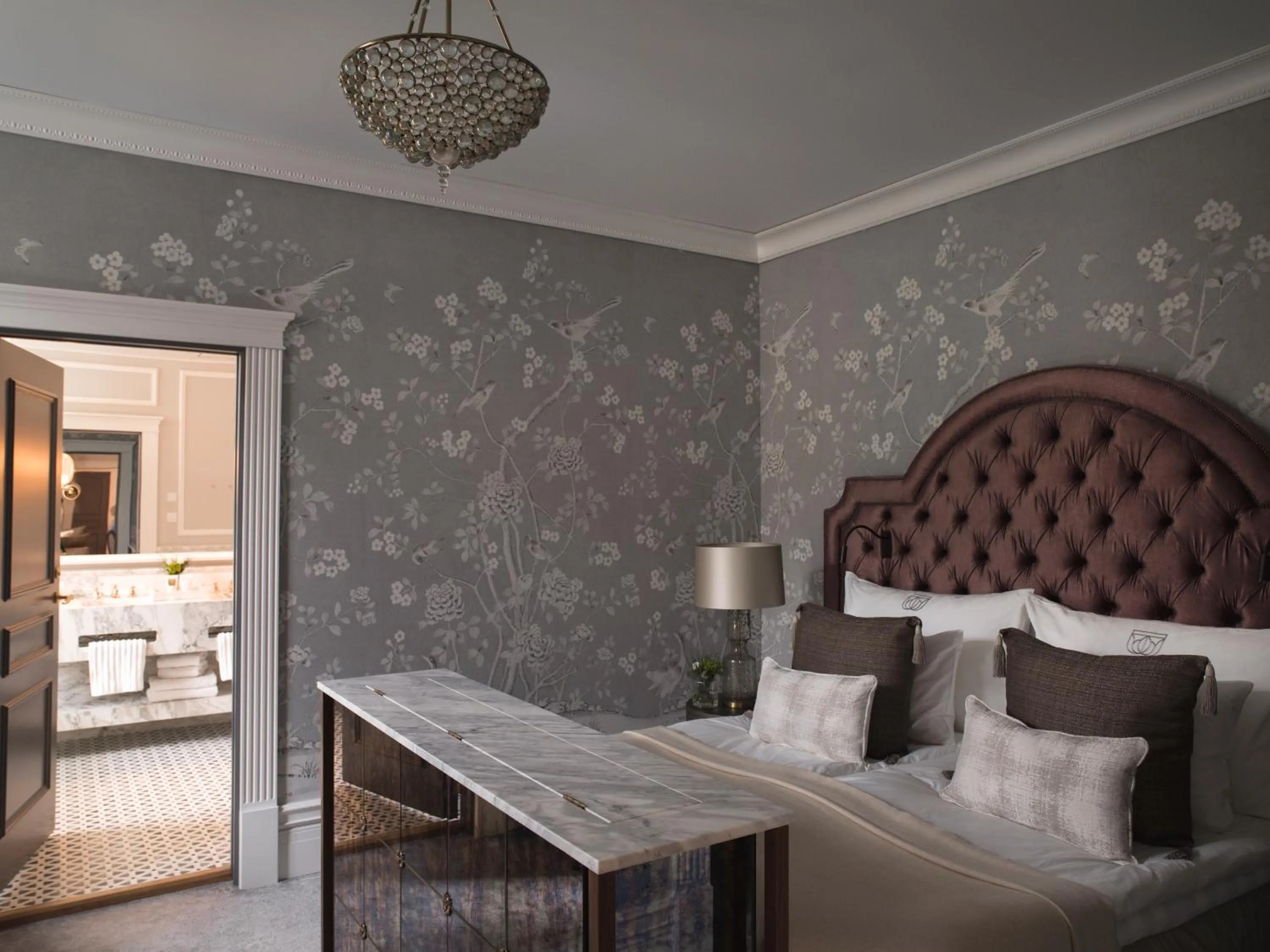 Bed in Britannia Hotel