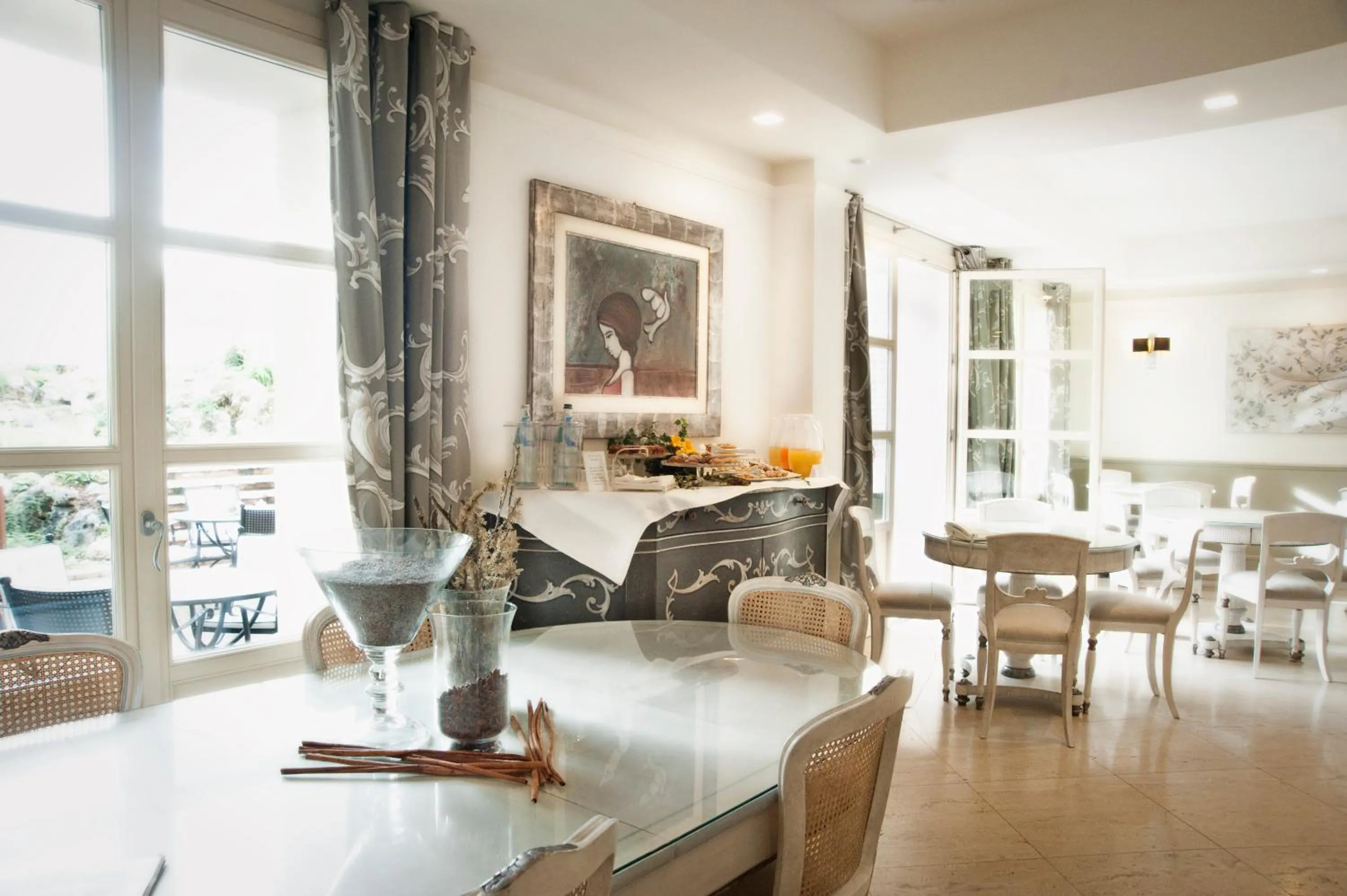 Restaurant/places to eat in Relais Villa Valfiore