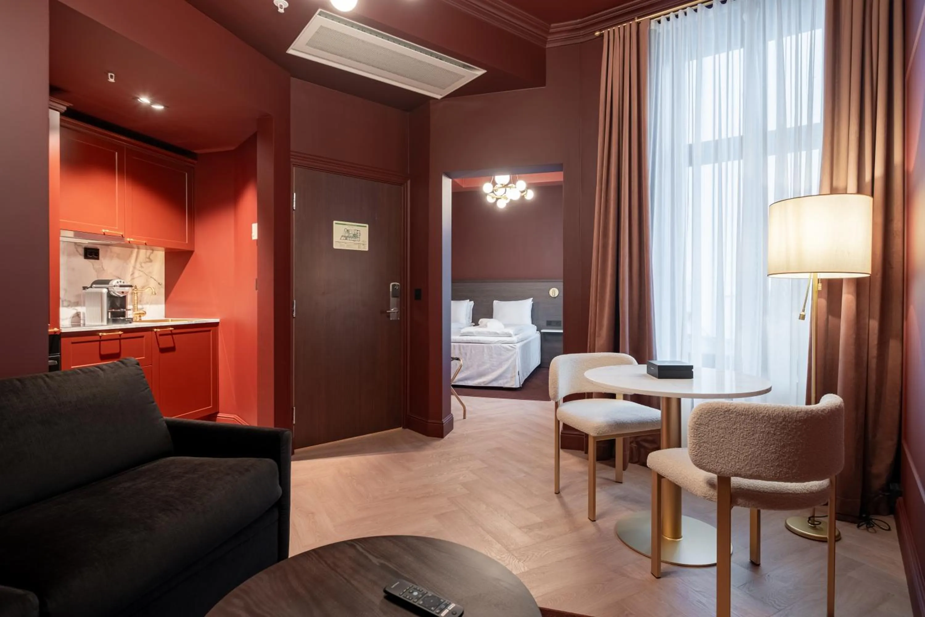 Photo of the whole room in The Villa