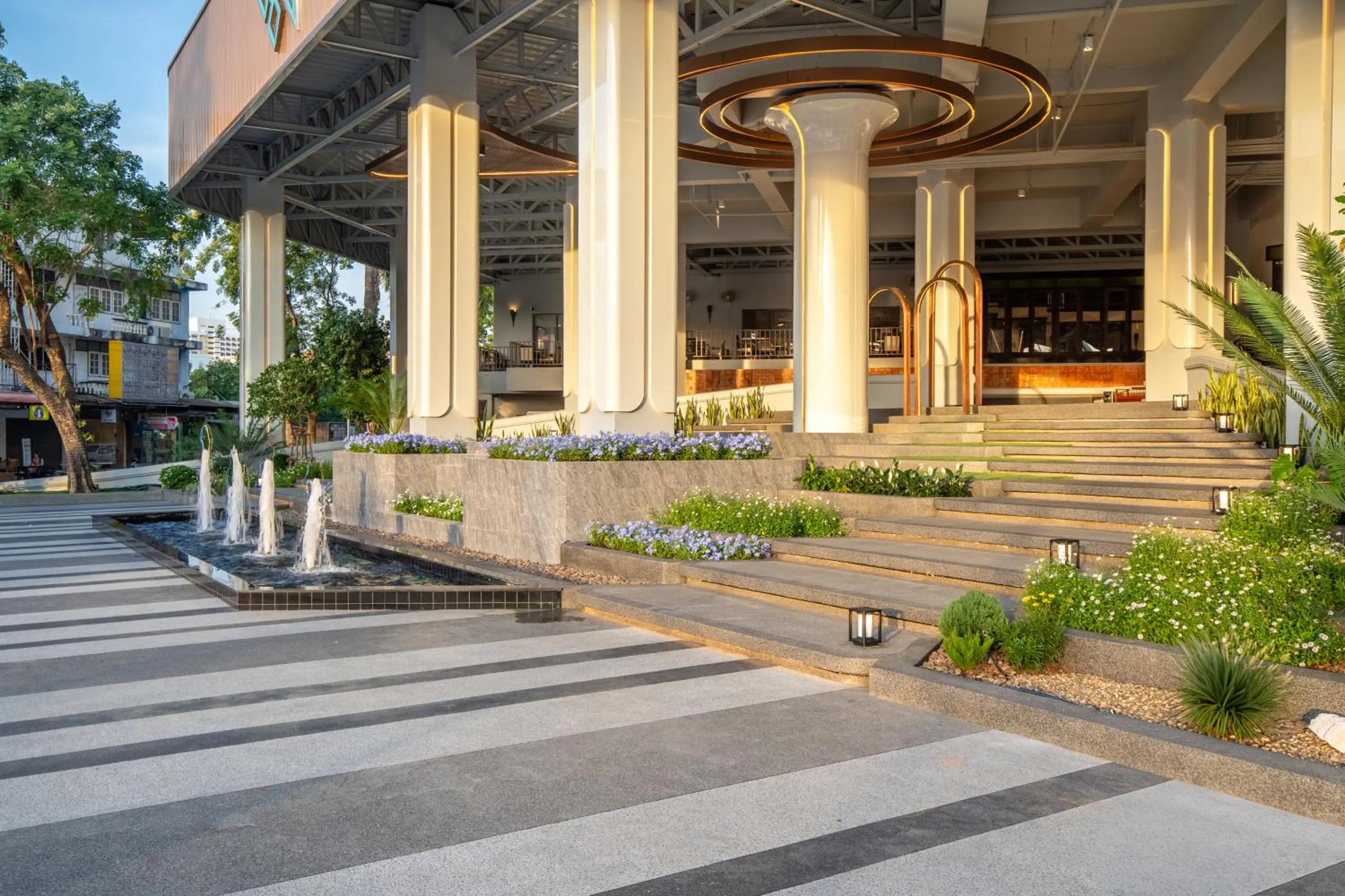 Facade/entrance in Jomtien Thani Hotel