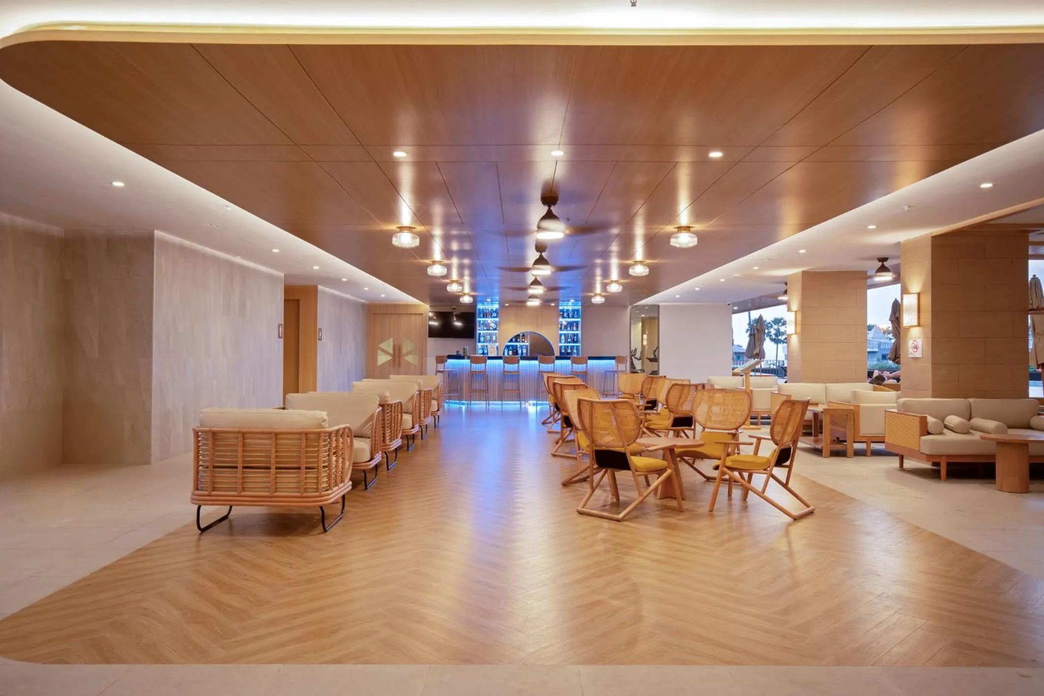 Lounge or bar in Jomtien Thani Hotel