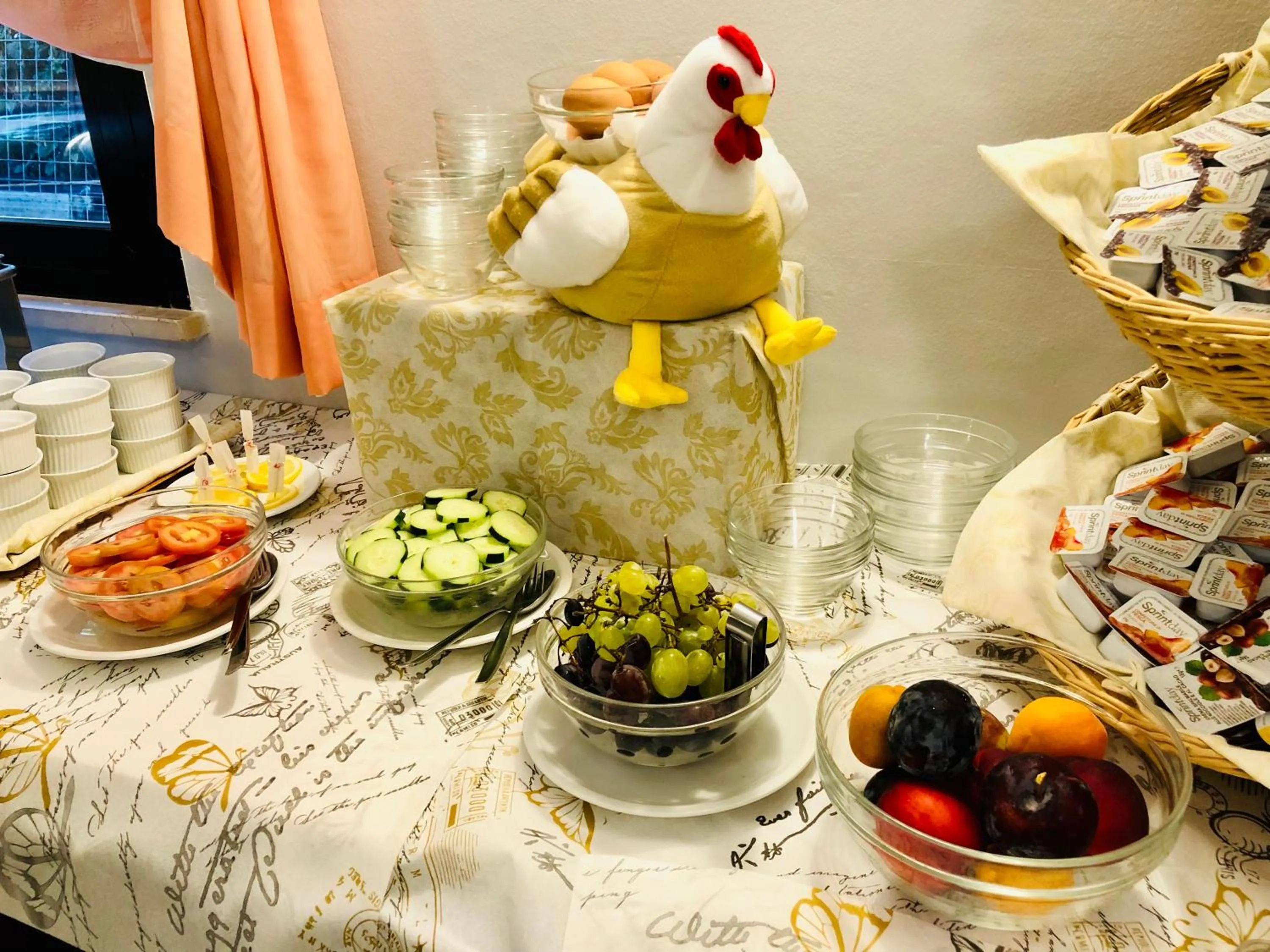 Food and drinks in Hotel Betty Personal Style and Beach Village