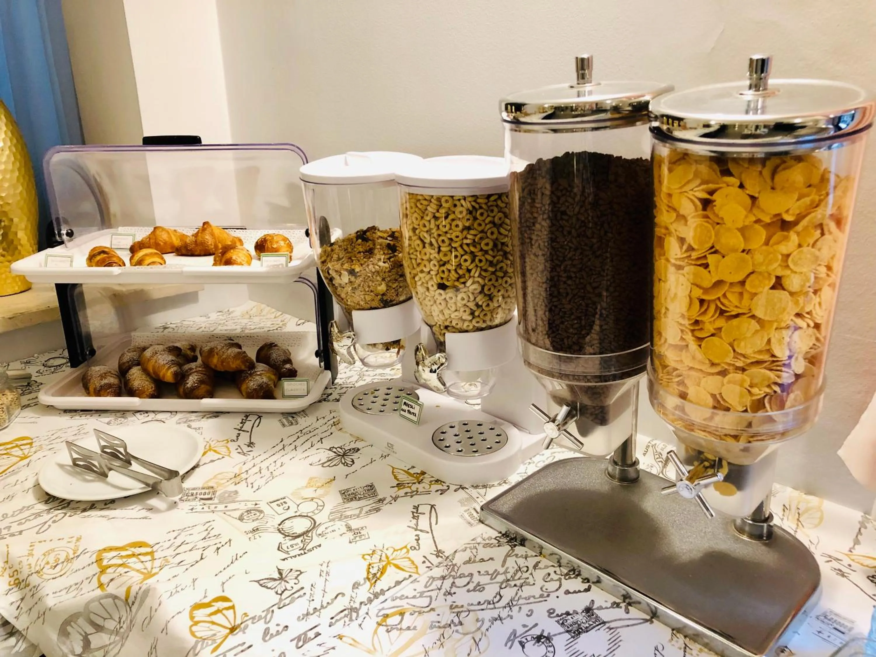 Breakfast in Hotel Betty Personal Style and Beach Village