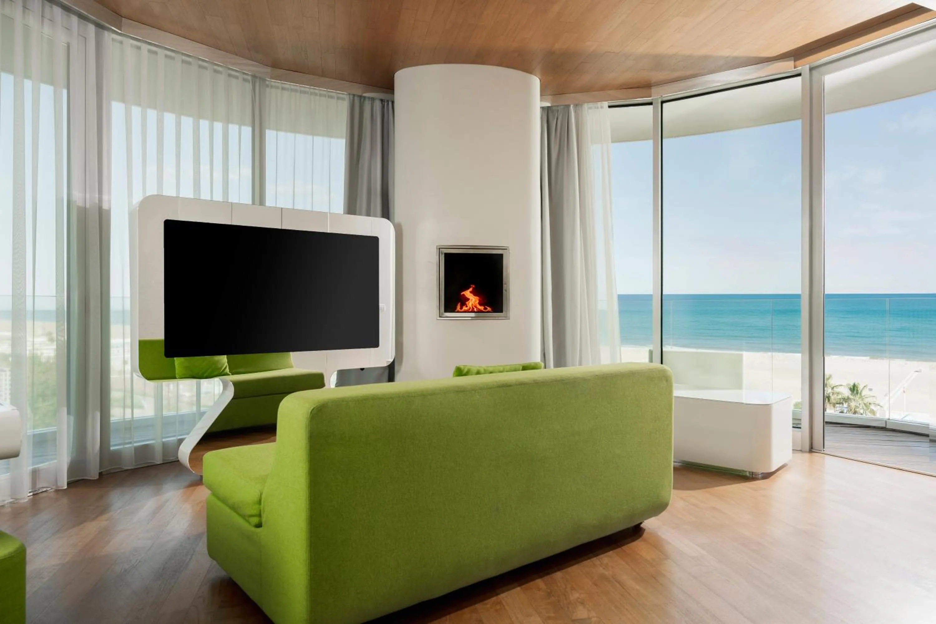 Bedroom in i-Suite Hotel