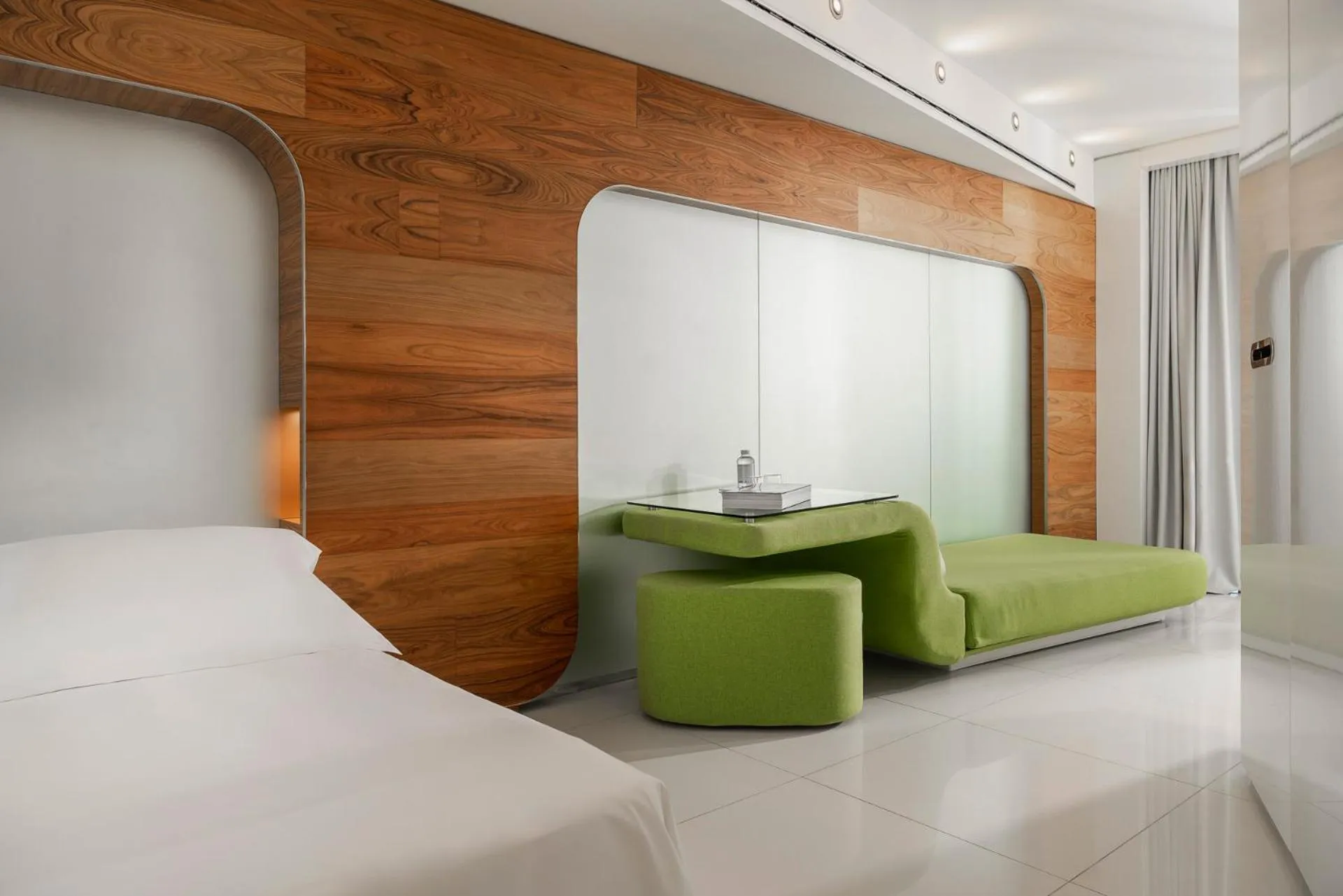 Bedroom, Bed in i-Suite Hotel